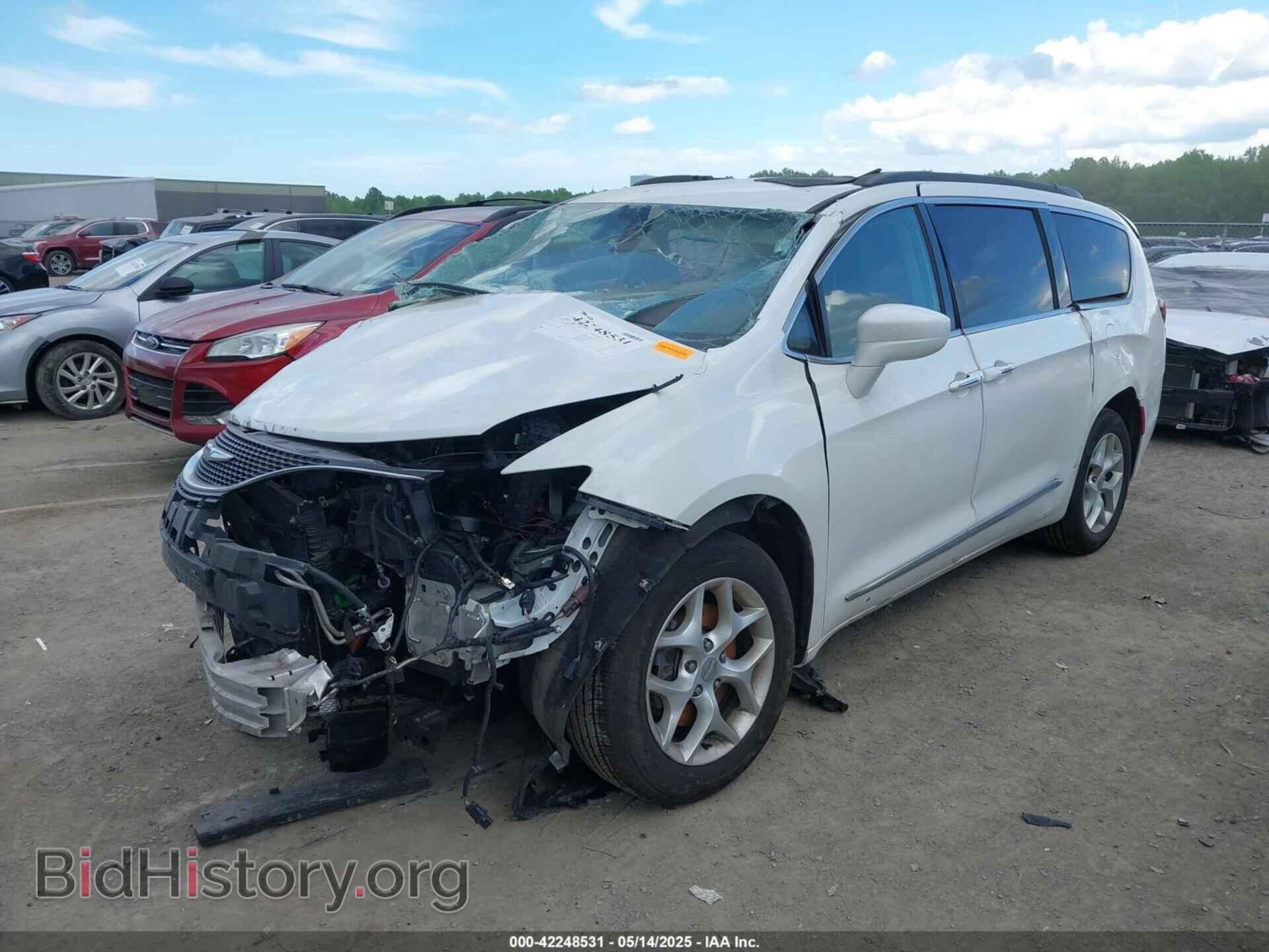2017 CHRYSLER PACIFICA - VIN: 2C4RC1BG5HR571659 - Фото 2