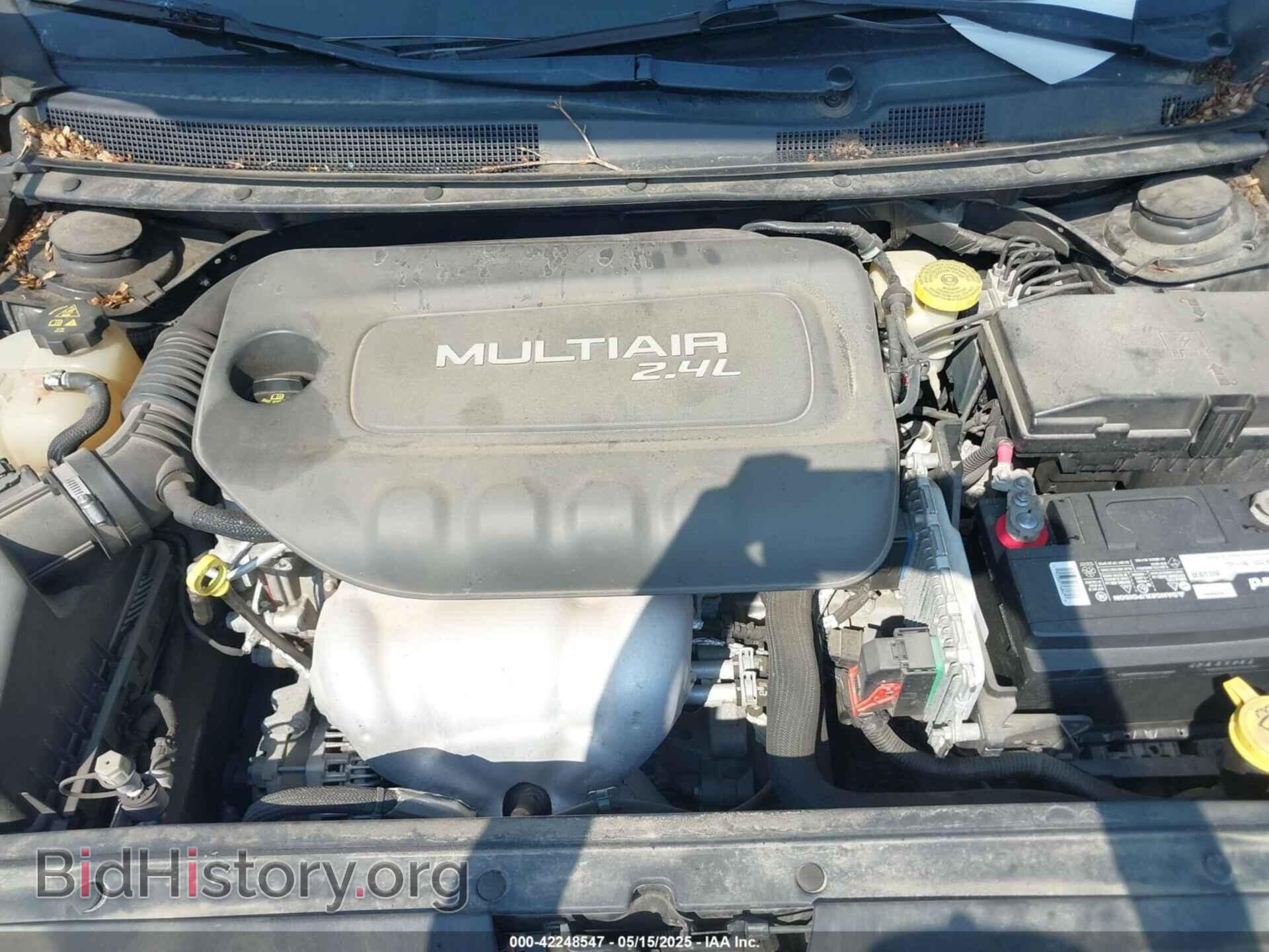 2015 CHRYSLER 200 - VIN: 1C3CCCAB8FN756567 - Фото 10