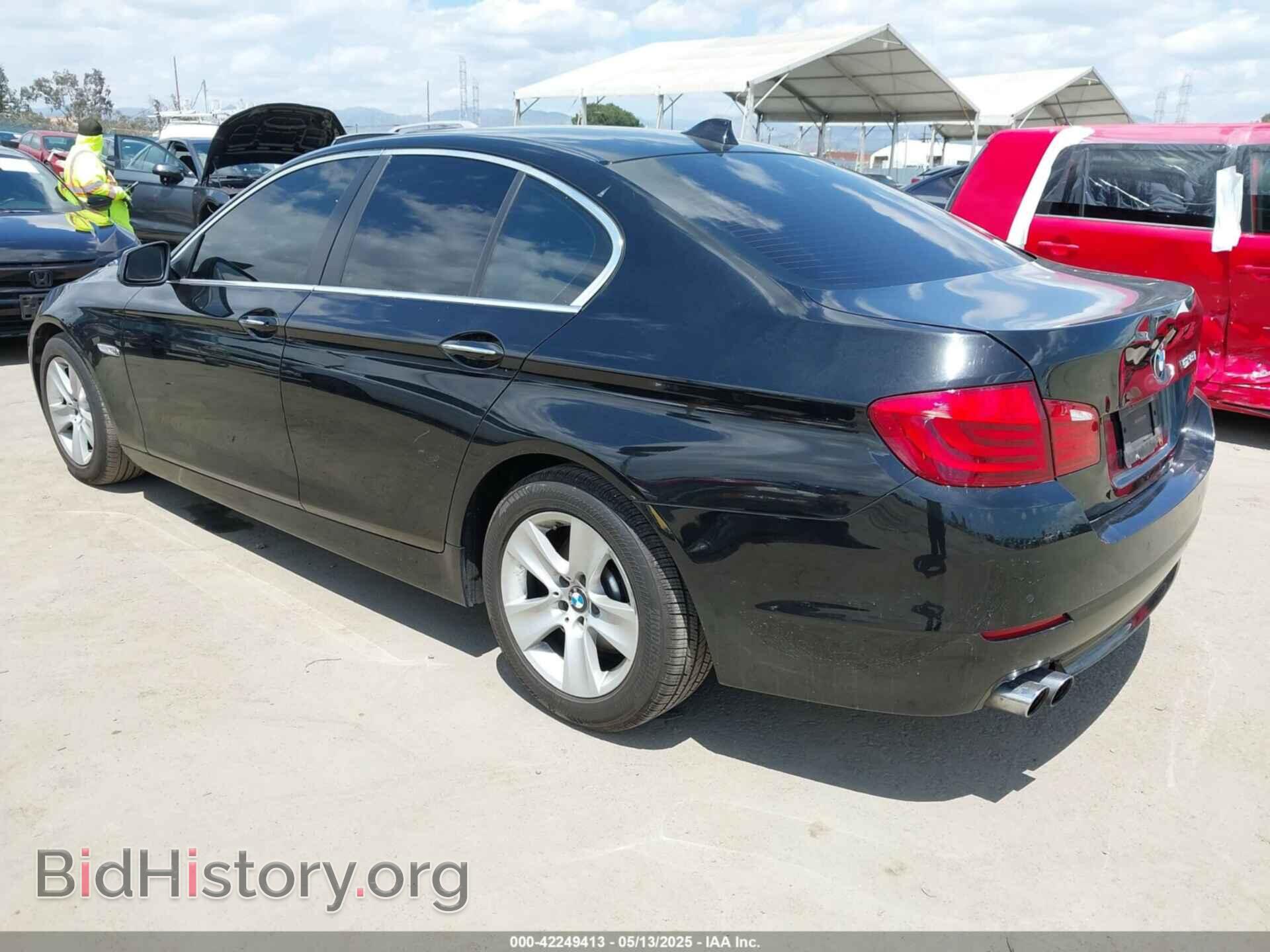 2011 BMW 528I - VIN: WBAFR1C58BC739273 - Photo 3