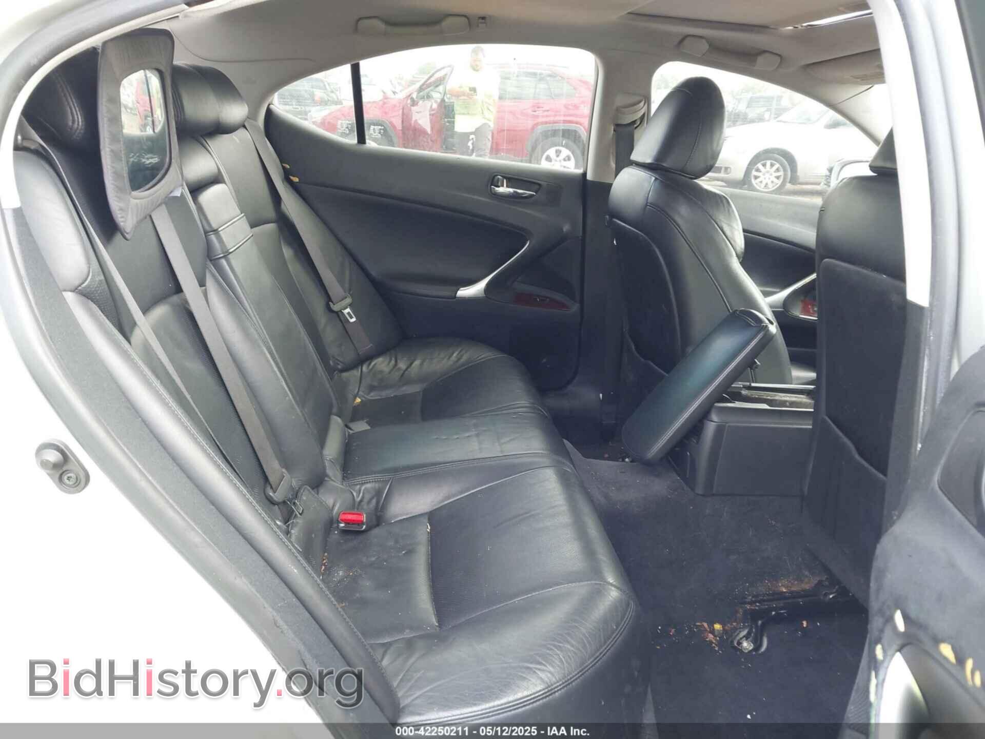 2007 LEXUS IS 250 - VIN: JTHCK262872015080 - Фото 8