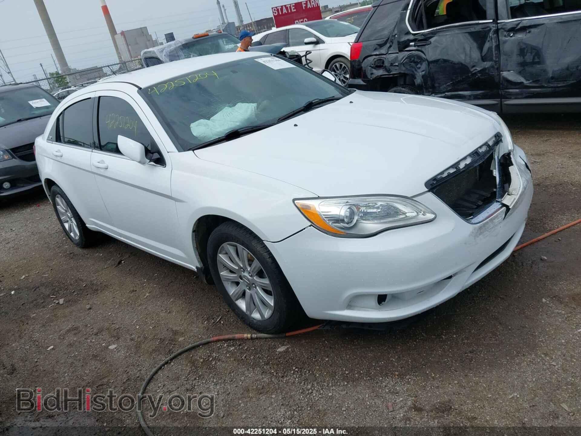 Фотография 1C3CCBBB3DN595647 - CHRYSLER 200 2013