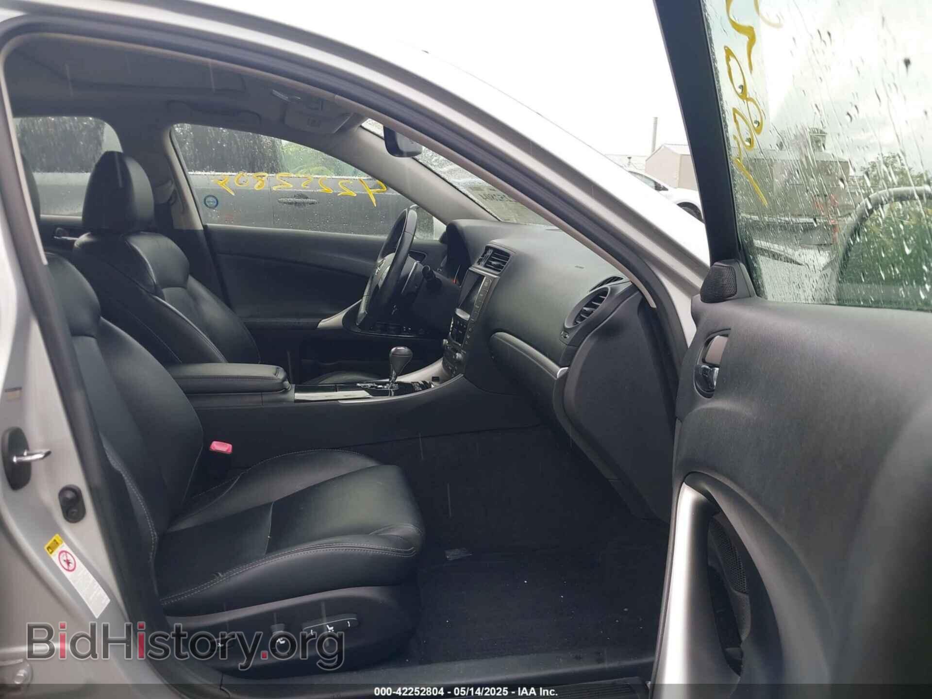 2011 LEXUS IS 250 - VIN: JTHCF5C20B5052688 - Photo 5