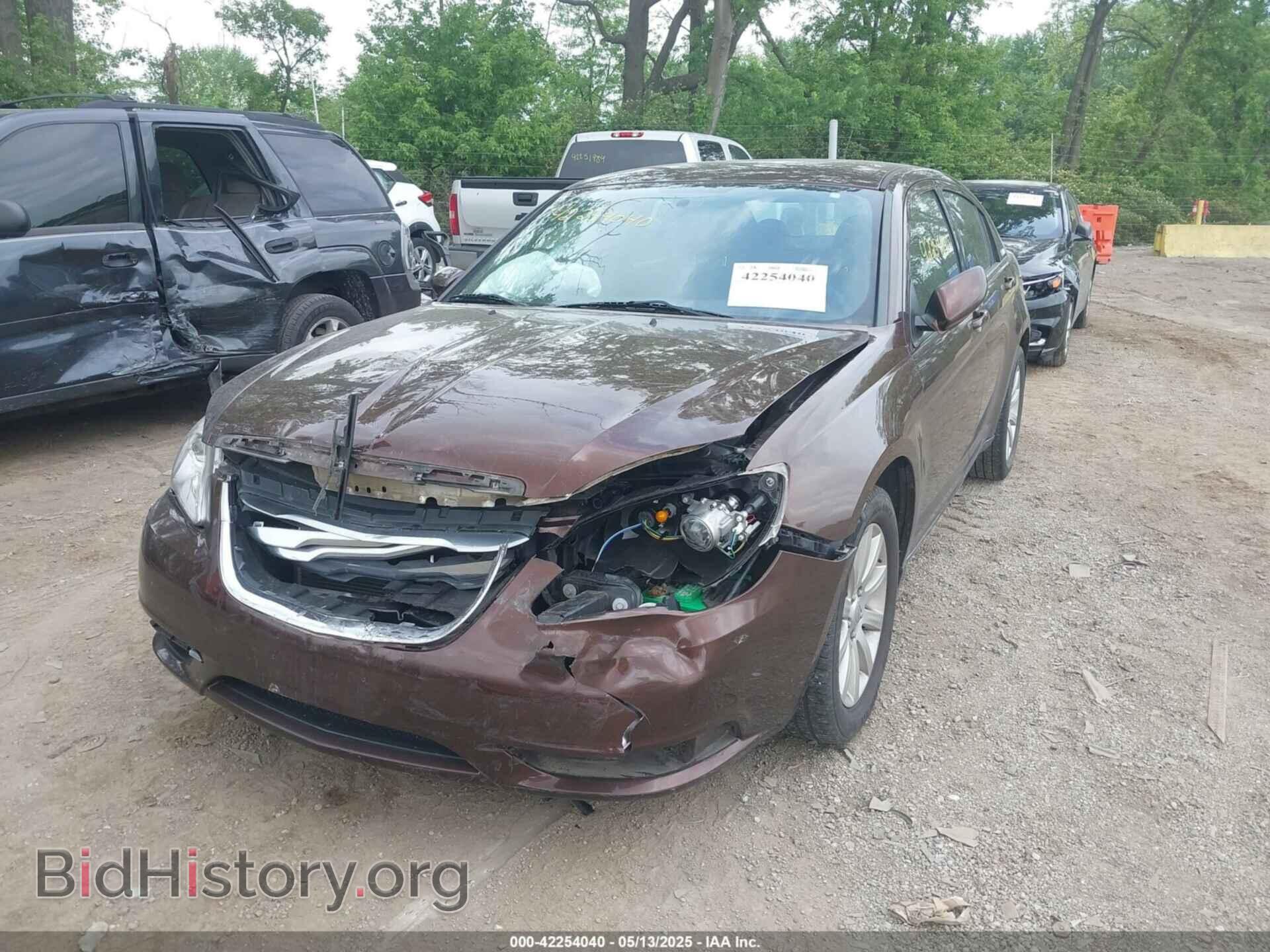 2012 CHRYSLER 200 - VIN: 1C3CCBBB4CN178133 - Фото 2