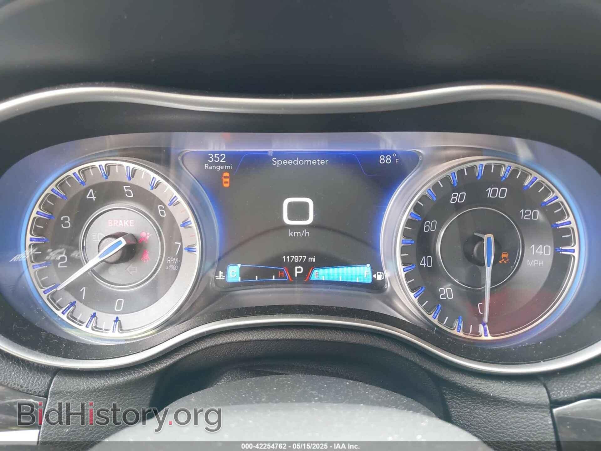 2016 CHRYSLER 300 - VIN: 2C3CCARG2GH142595 - Фото 7