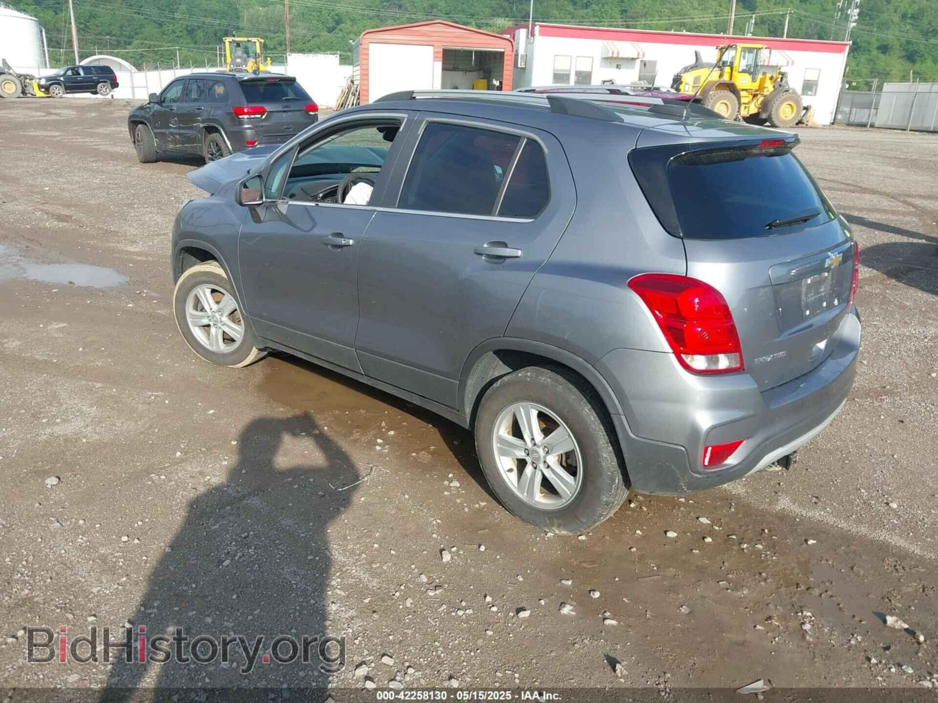 2020 CHEVROLET TRAX - VIN: 3GNCJPSB7LL323025 - Фото 3