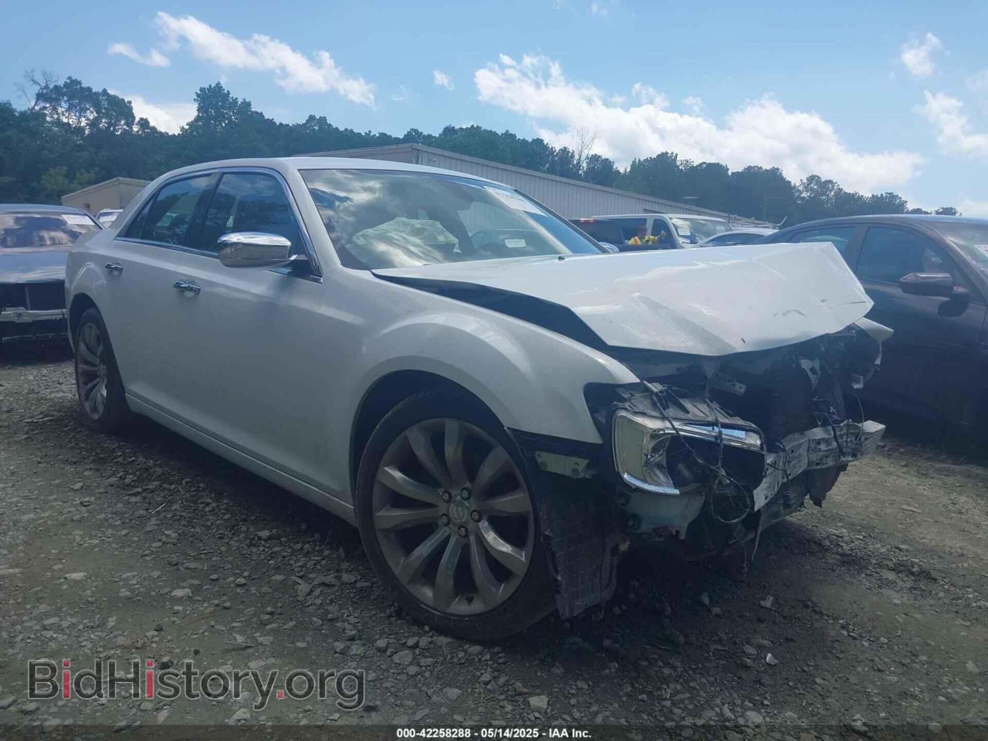 Фотография 2C3CCAEG3KH528019 - CHRYSLER 300 2019