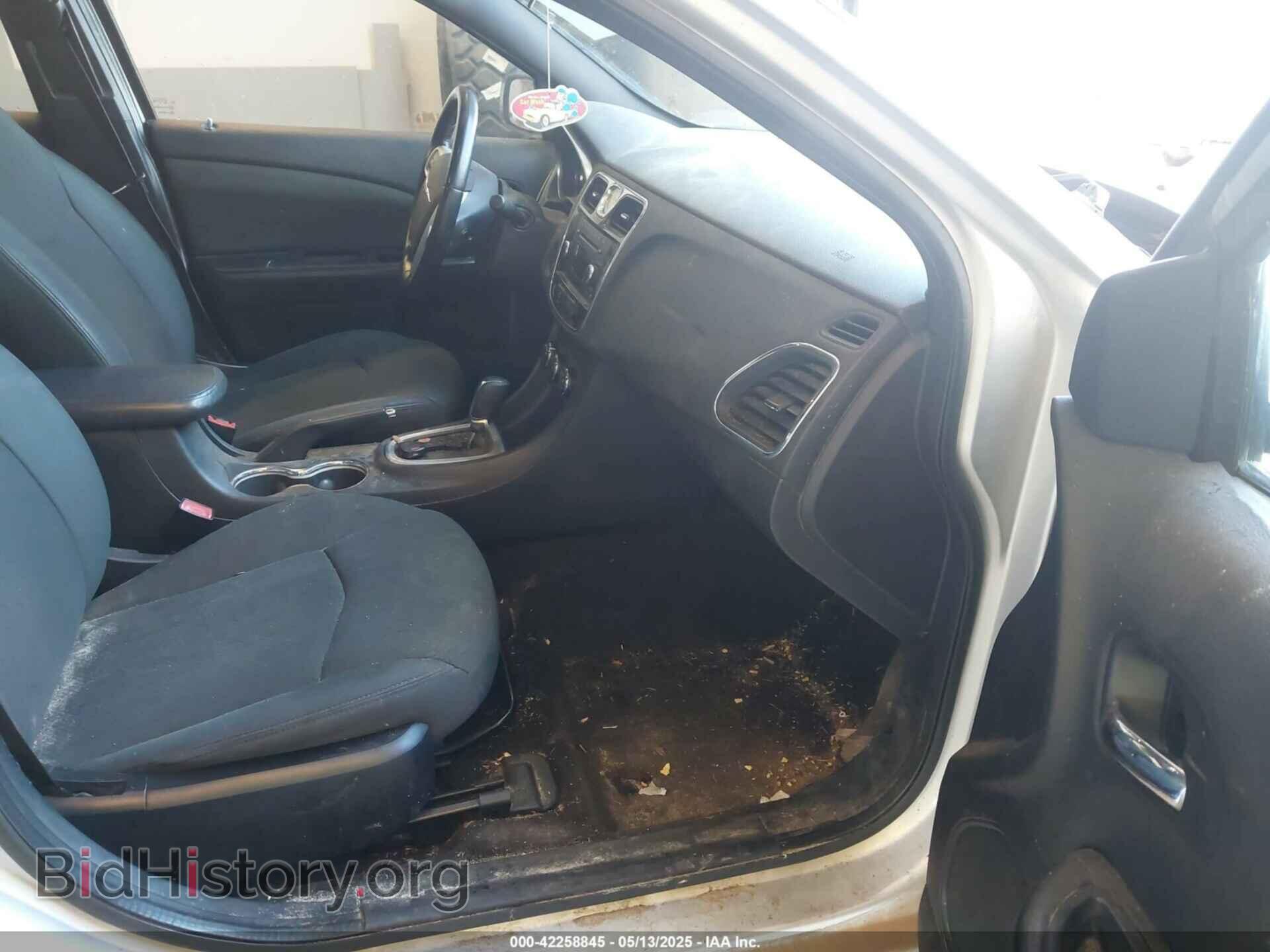 2012 CHRYSLER 200 - VIN: 1C3CCBBB6CN100372 - Фото 5