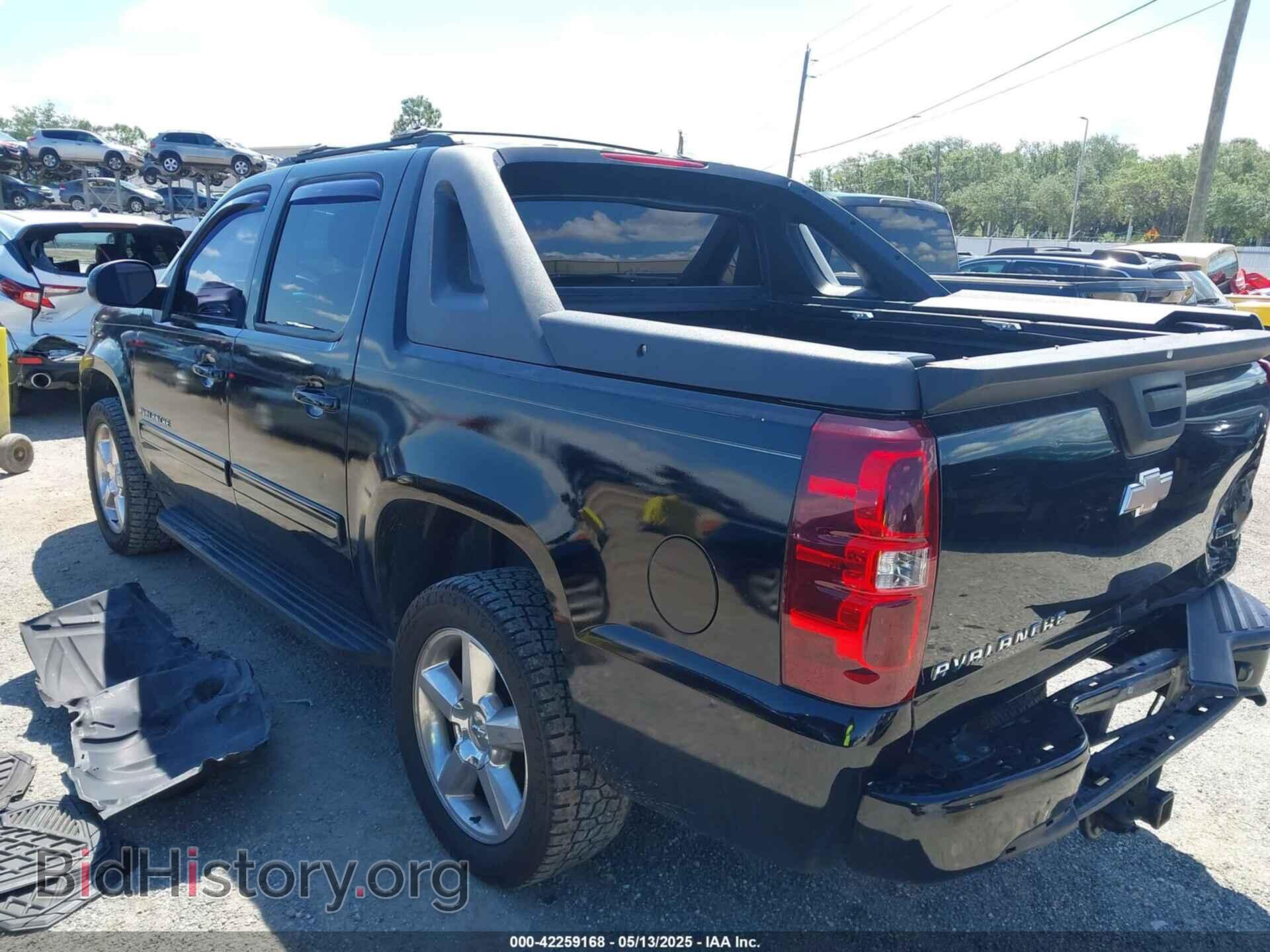 2011 CHEVROLET AVALANCHE 1500 - VIN: 3GNMCEE01BG102296 - Фото 3