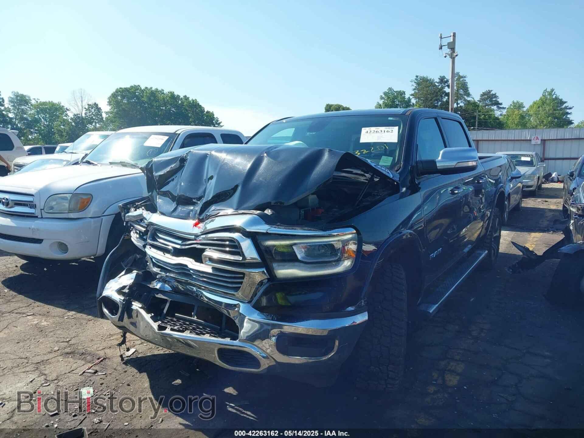2019 RAM 1500 - VIN: 1C6SRFJT9KN732201 - Фото 2