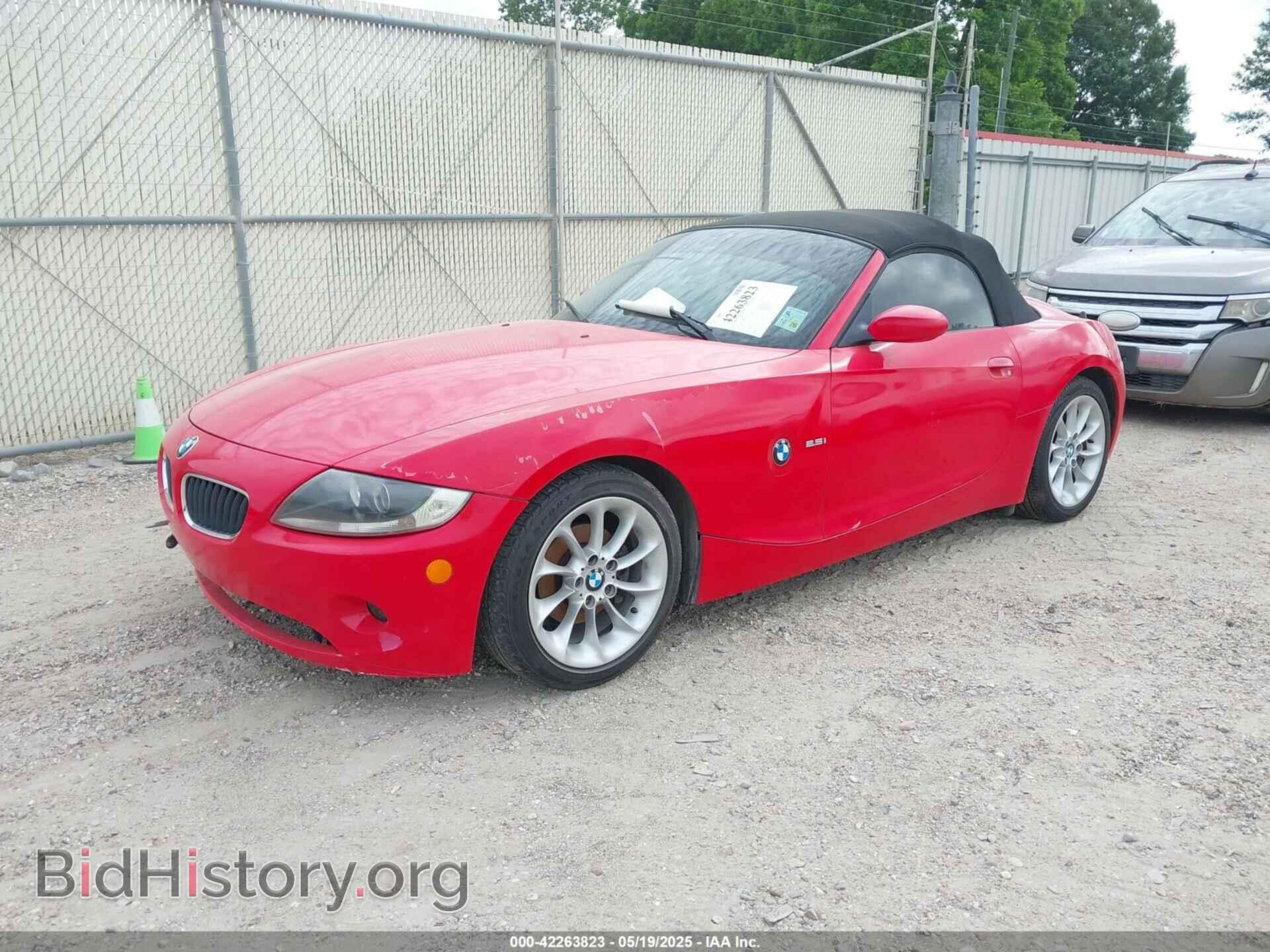 2005 BMW Z4 - VIN: 4USBT33585LS57058 - Фото 2