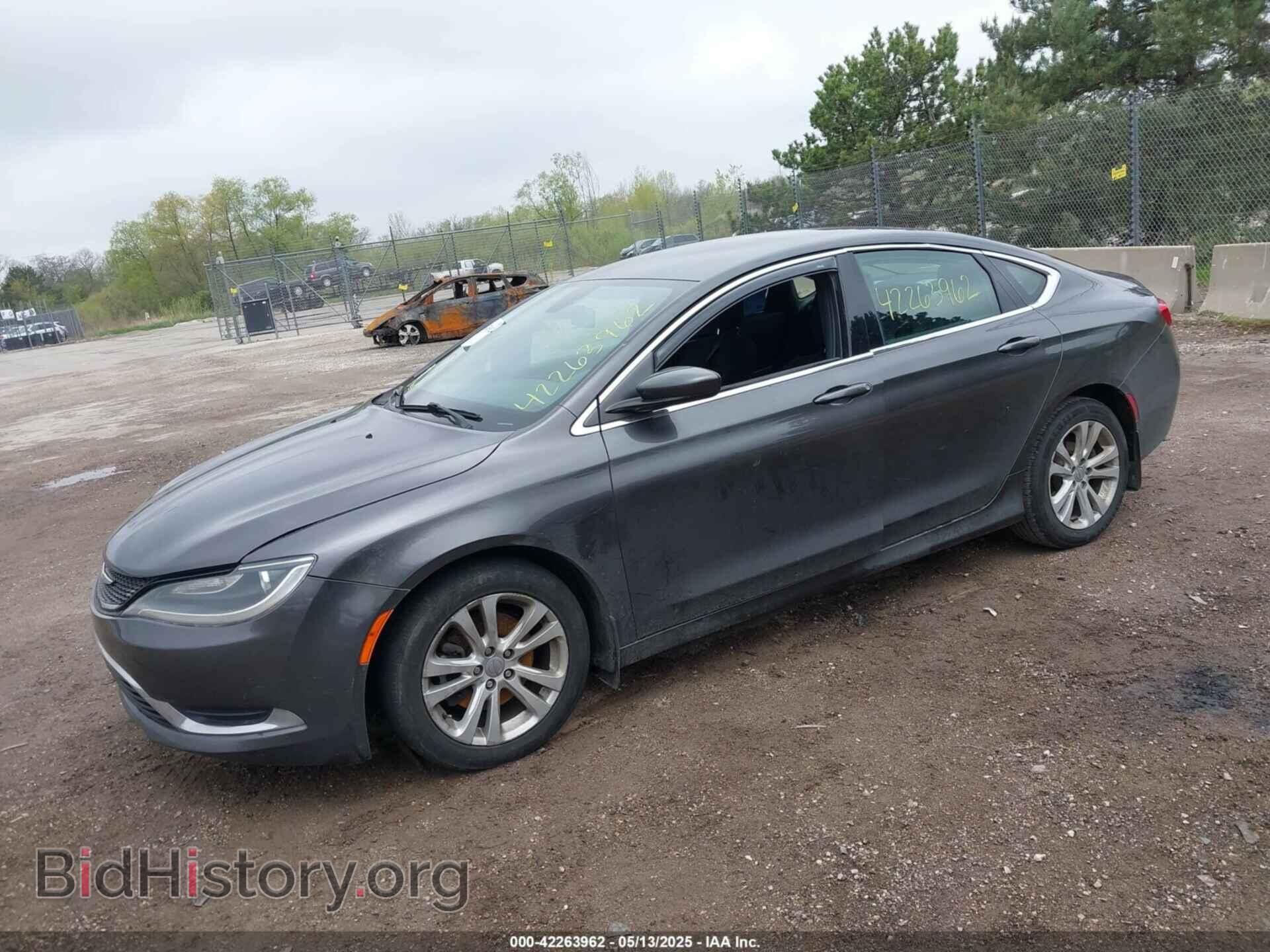 2016 CHRYSLER 200 - VIN: 1C3CCCAB7GN133443 - Фото 2