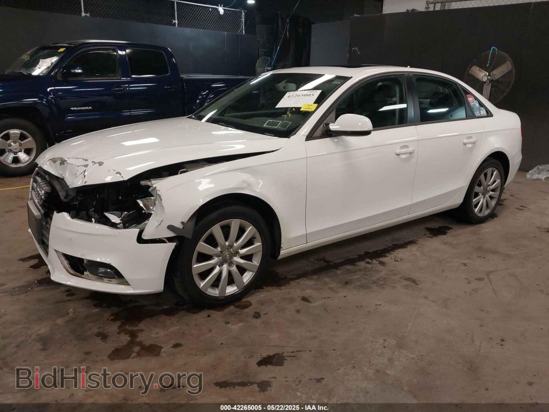 2014 AUDI A4 - VIN: WAUBFAFLXEN041855 - Фото 2