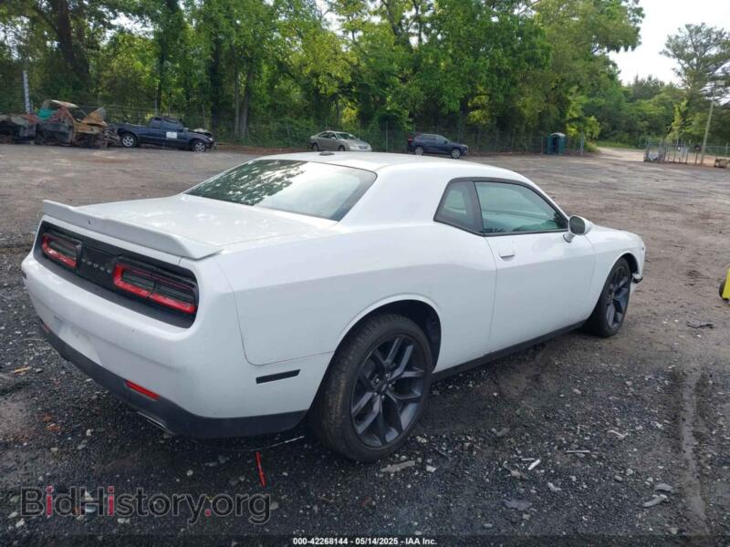 2019 Dodge CHALLENGER (VIN 2C3CDZAG4KH744611) — photo 4 of 16