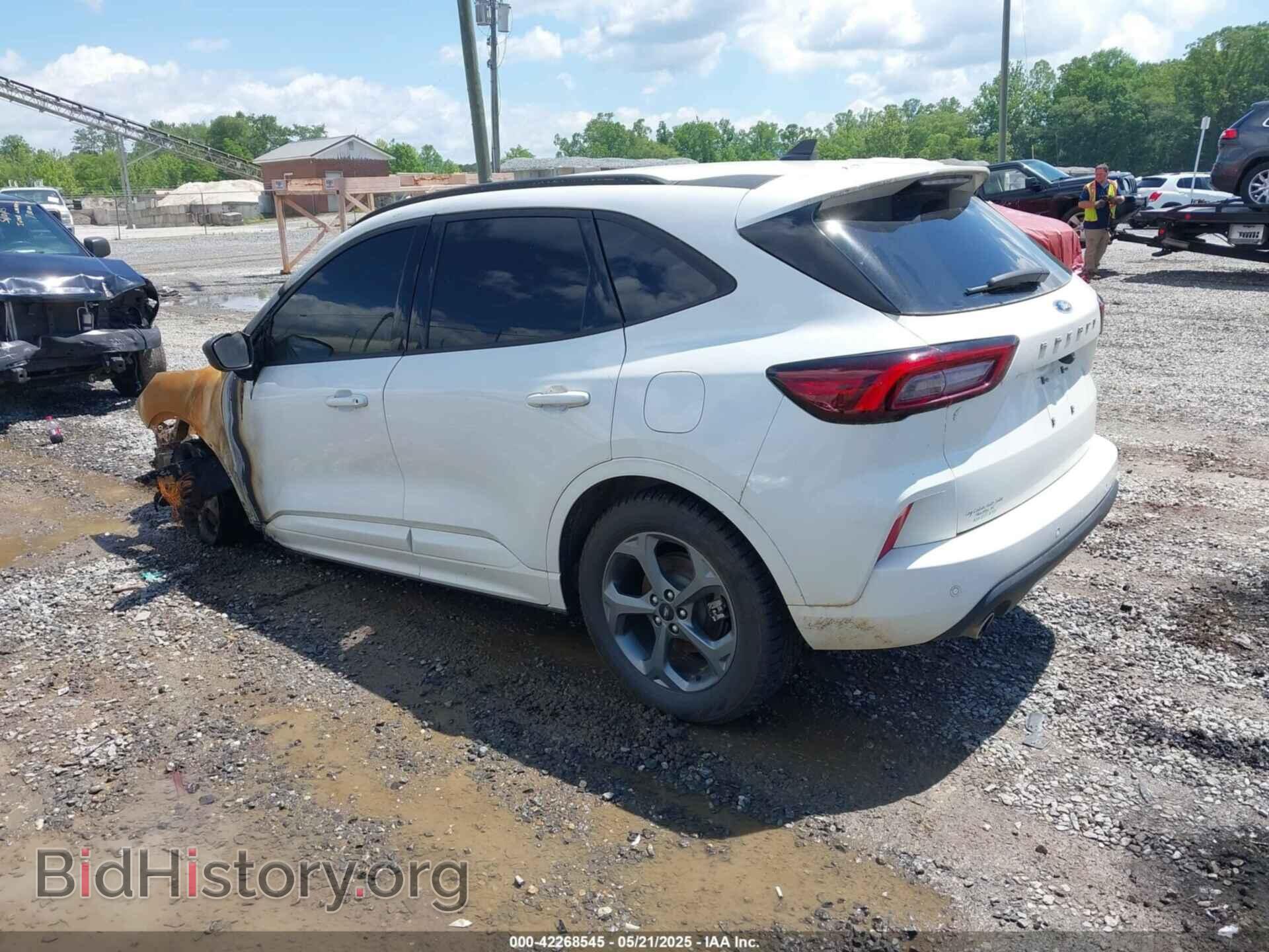 2023 FORD ESCAPE - VIN: 1FMCU0MNXPUB20734 - Фото 3