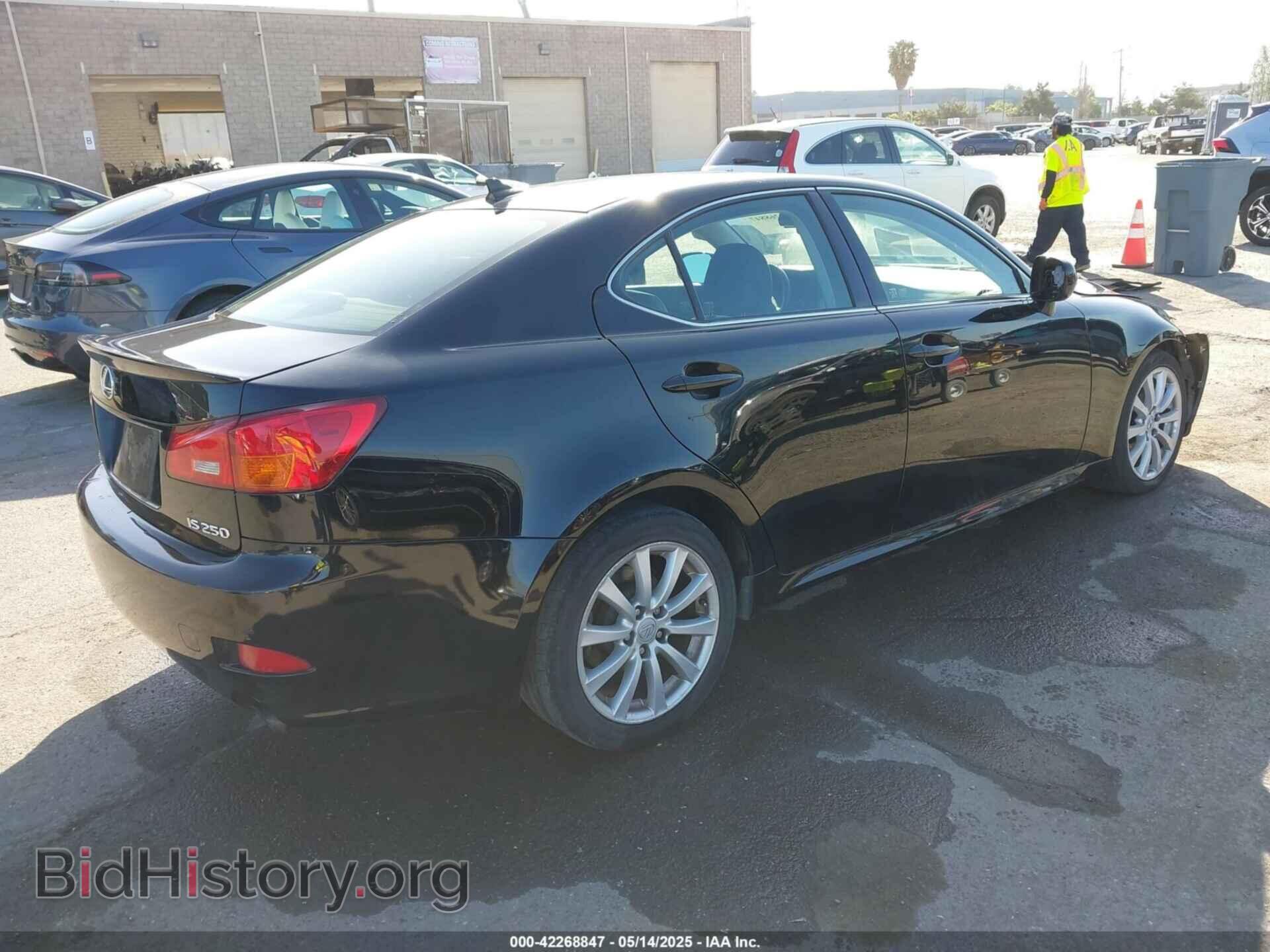 2007 LEXUS IS - VIN: JTHBK262375036378 - Фото 4