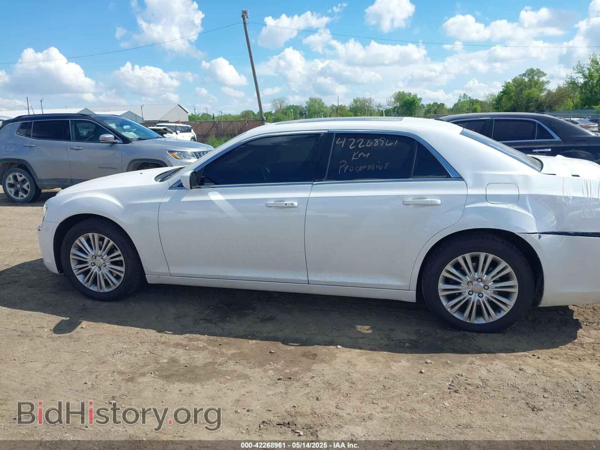 2014 CHRYSLER 300 - VIN: 2C3CCARG0EH298020 - Фото 14