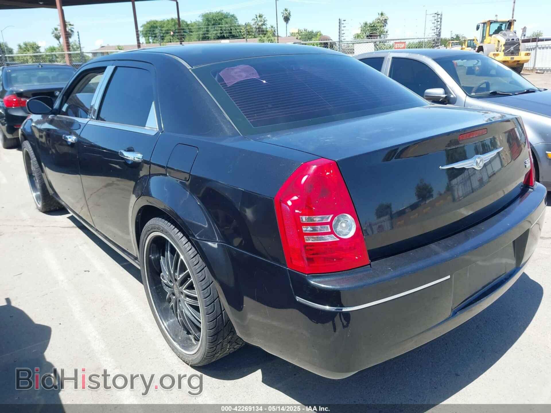 2010 CHRYSLER 300 - VIN: 2C3CA4CD6AH167738 - Фото 3