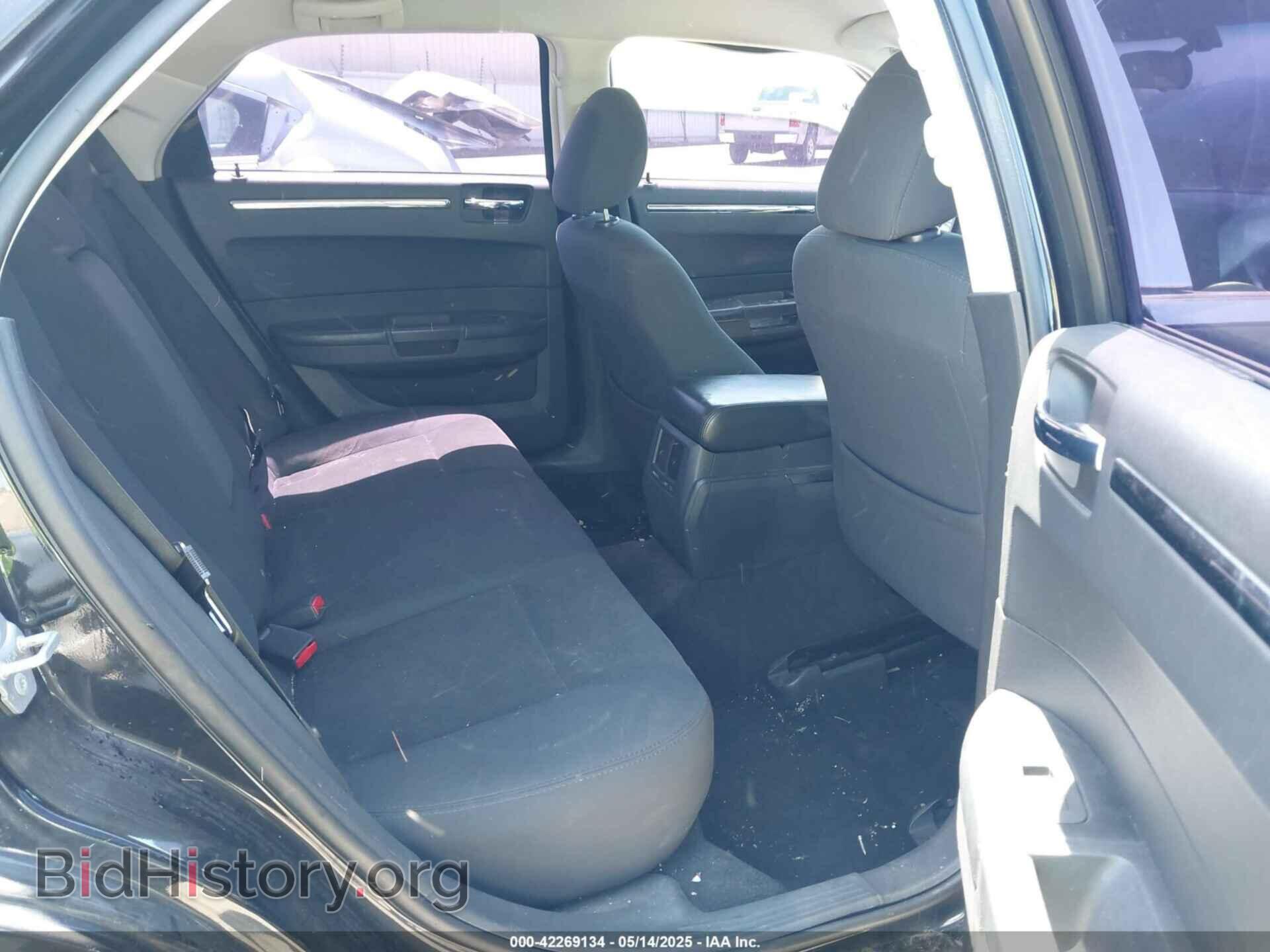 2010 CHRYSLER 300 - VIN: 2C3CA4CD6AH167738 - Фото 8