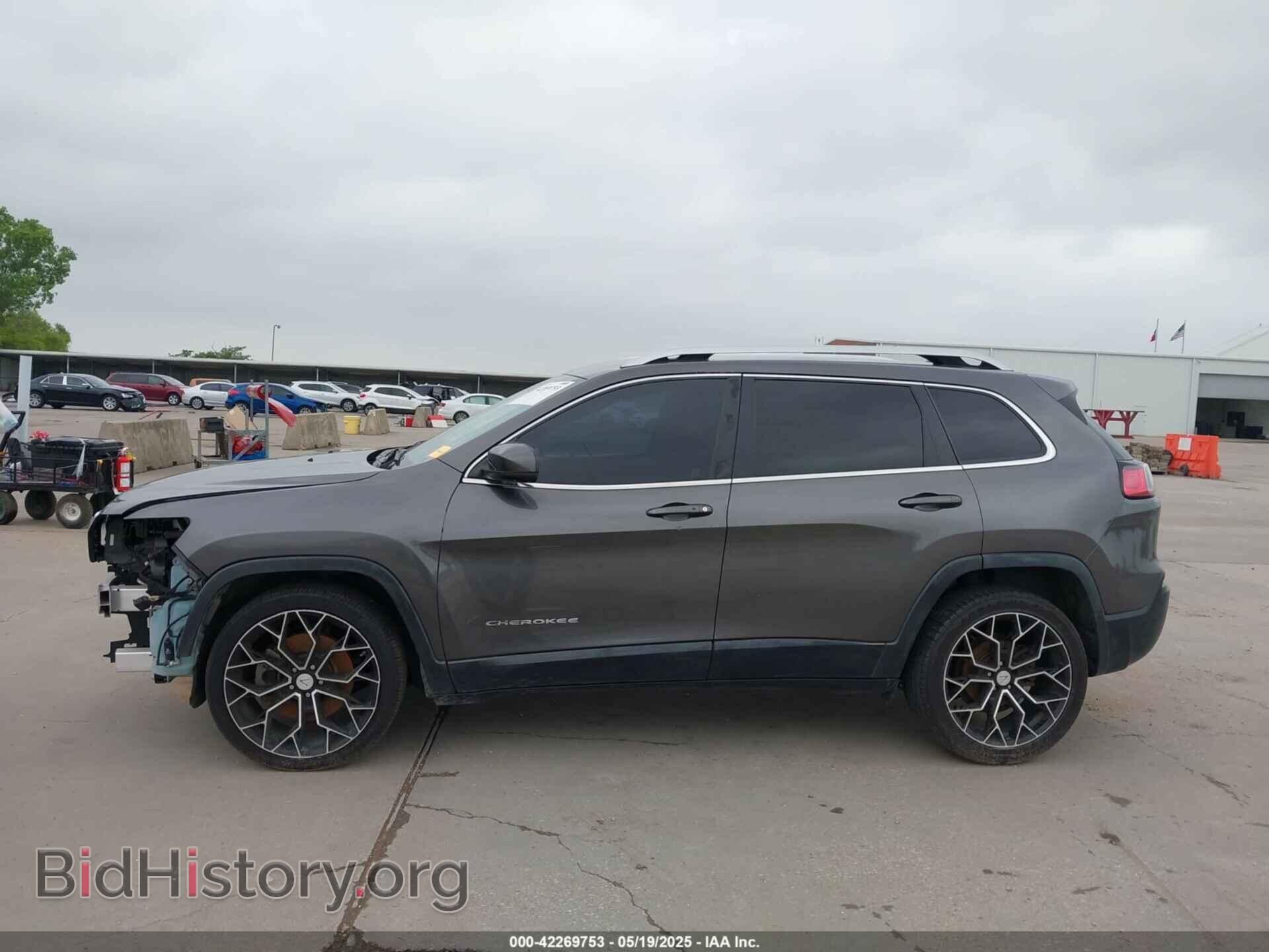 2019 JEEP CHEROKEE - VIN: 1C4PJLLB2KD301522 - Фото 15