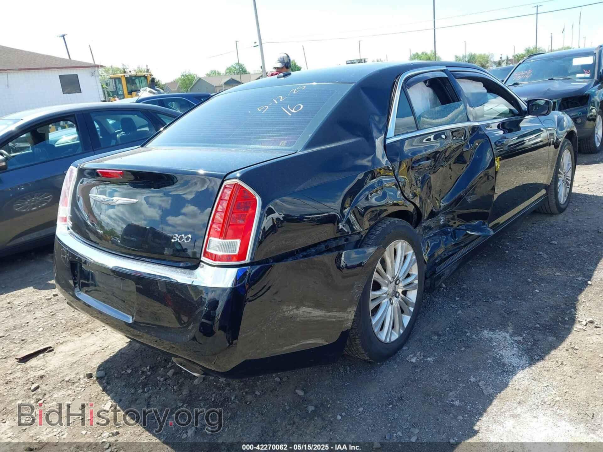 2013 CHRYSLER 300 - VIN: 2C3CCARG0DH559984 - Фото 4