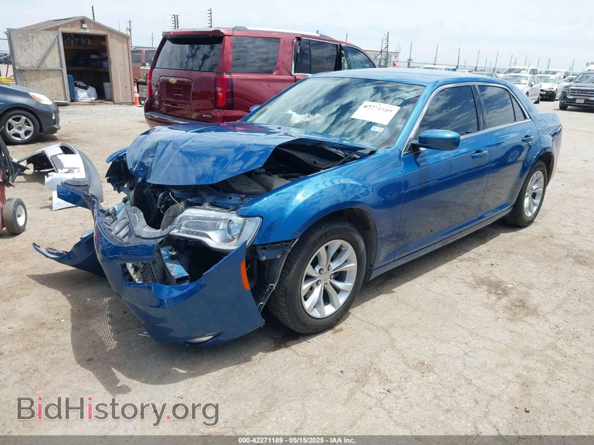 2023 CHRYSLER 300 - VIN: 2C3CCAAG4PH685409 - Фото 2