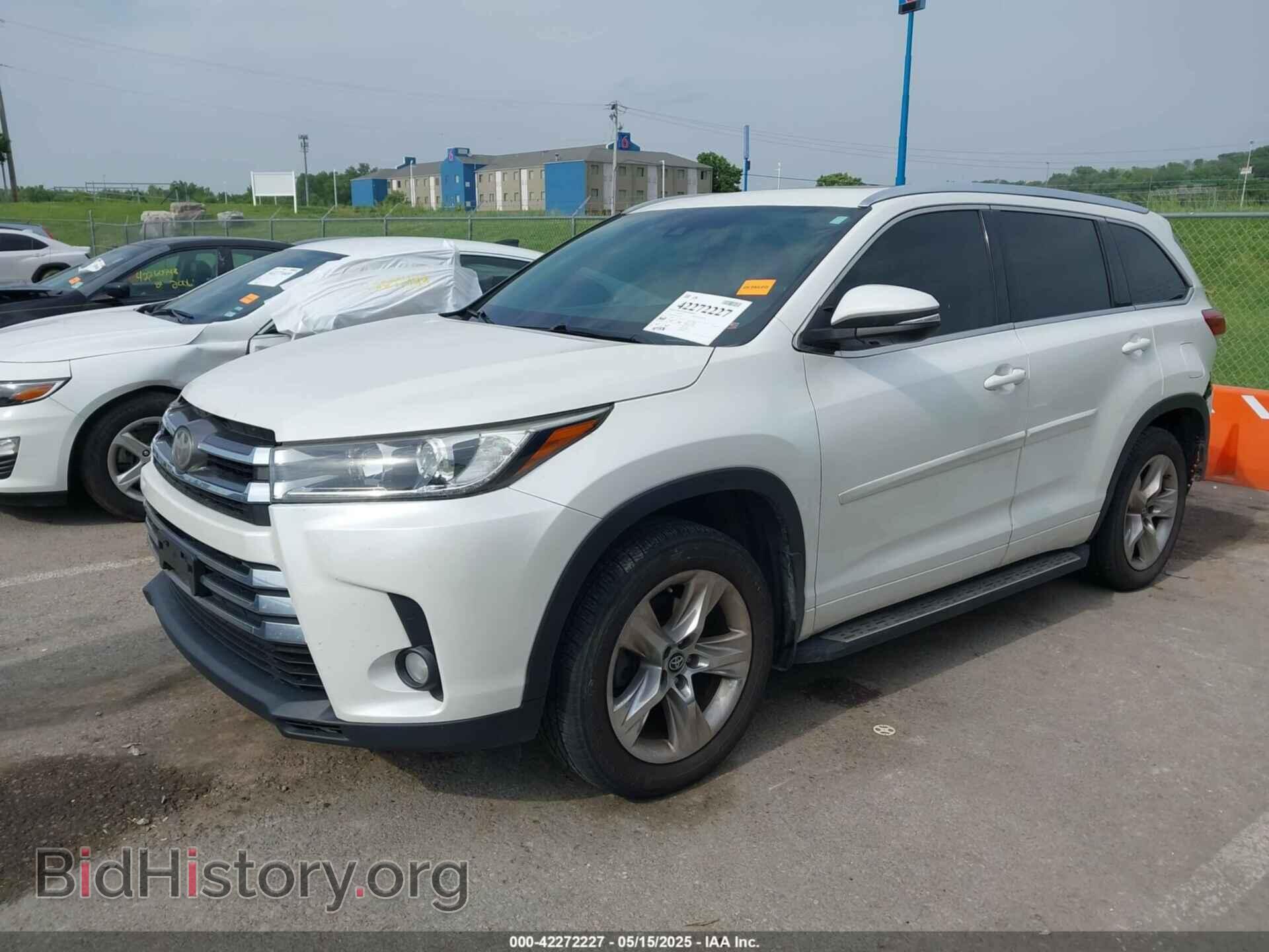 2017 TOYOTA HIGHLANDER - VIN: 5TDDZRFH9HS389870 - Фото 2