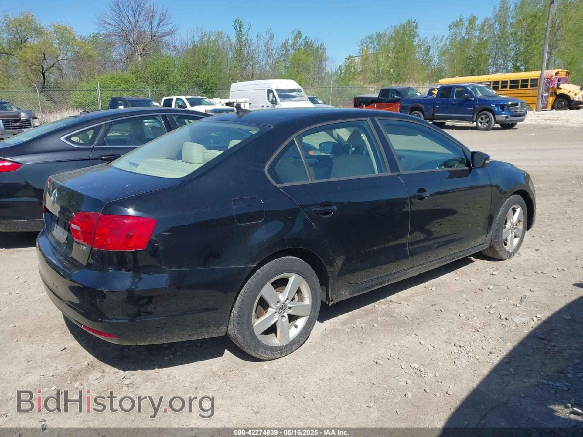 2012 VOLKSWAGEN JETTA - VIN: 3VWLL7AJ7CM400382 - Фото 4