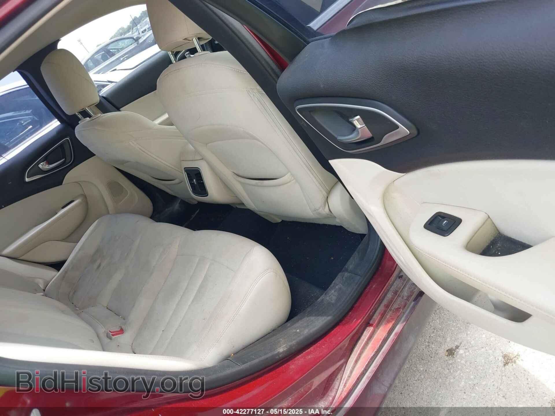 2015 CHRYSLER 200 - VIN: 1C3CCCAB8FN555591 - Фото 8