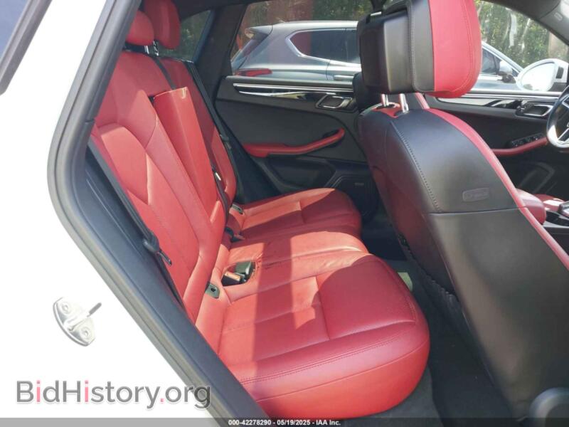 2016 Porsche MACAN (VIN WP1AB2A58GLB51308) — photo 8 of 16