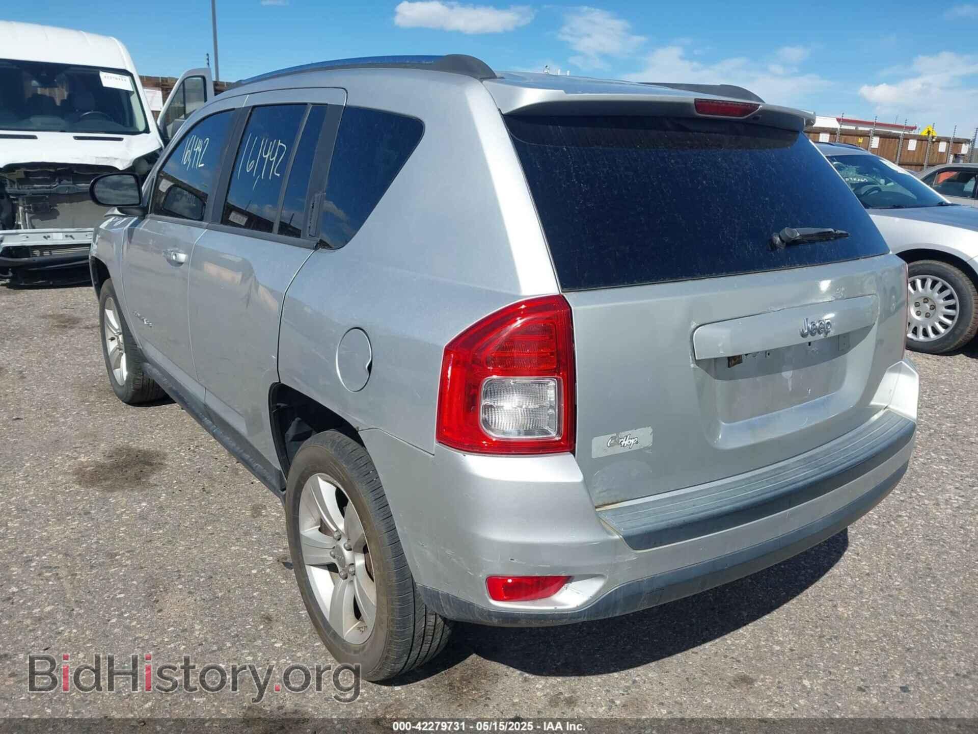 2011 JEEP COMPASS - VIN: 1J4NT1FA4BD143977 - Фото 3