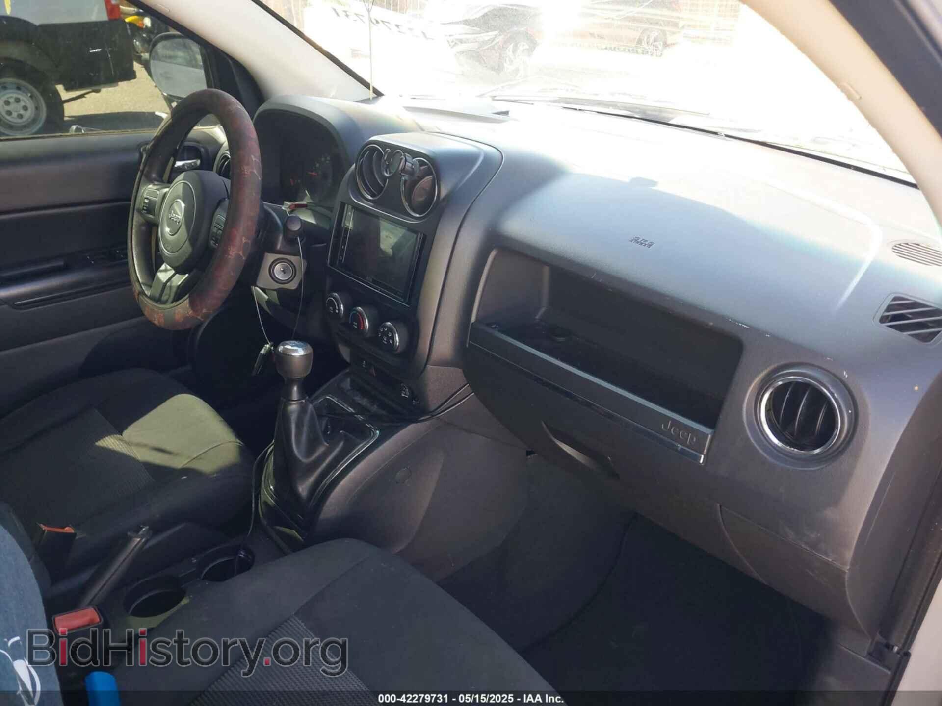 2011 JEEP COMPASS - VIN: 1J4NT1FA4BD143977 - Фото 5