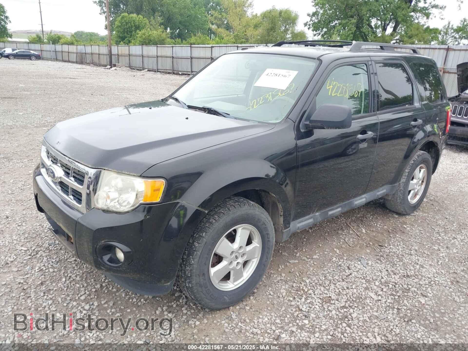 2011 FORD ESCAPE - VIN: 1FMCU0D73BKA78610 - Фото 2