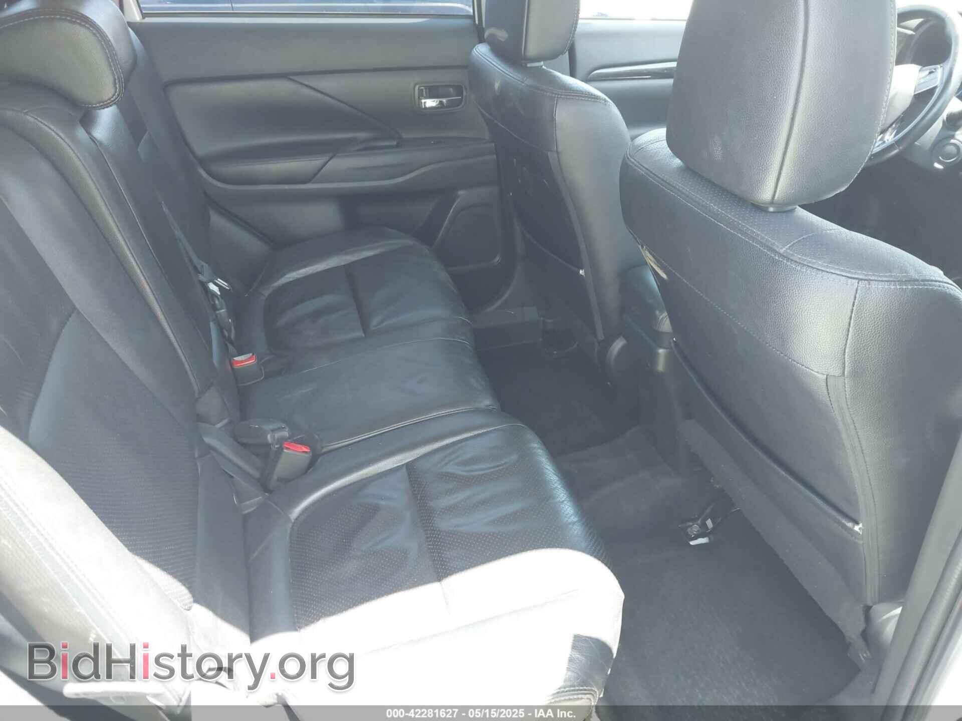 2018 MITSUBISHI OUTLANDER - VIN: JA4AD3A36JZ061024 - Фото 8