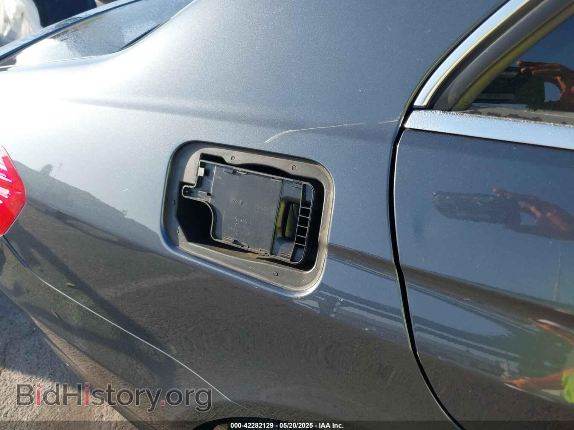 2014 MERCEDES-BENZ E 350 - VIN: WDDHF5KB7EA809399 - Фото 16