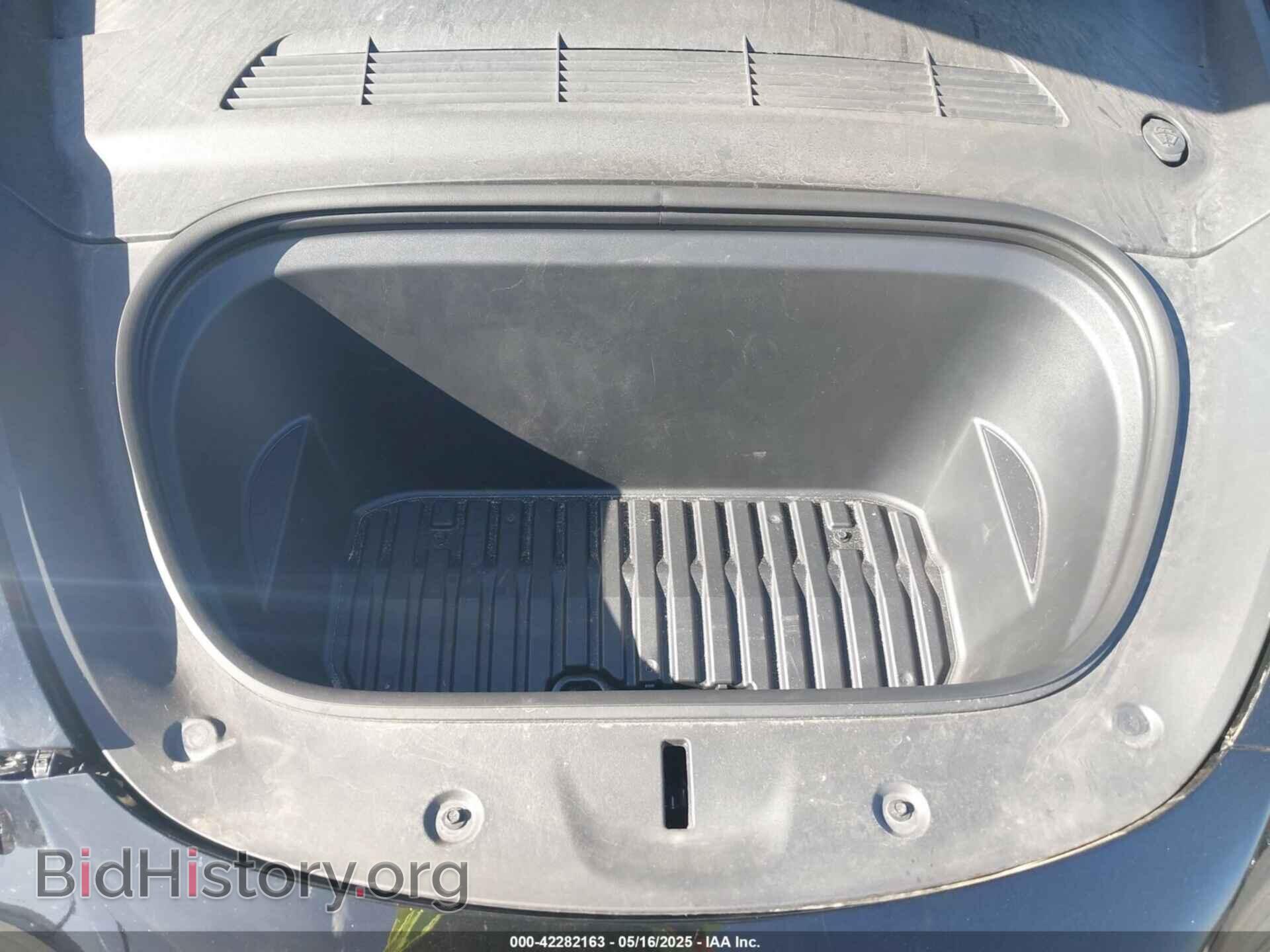 2024 TESLA MODEL Y - VIN: 7SAYGDEE5RF115074 - Фото 10