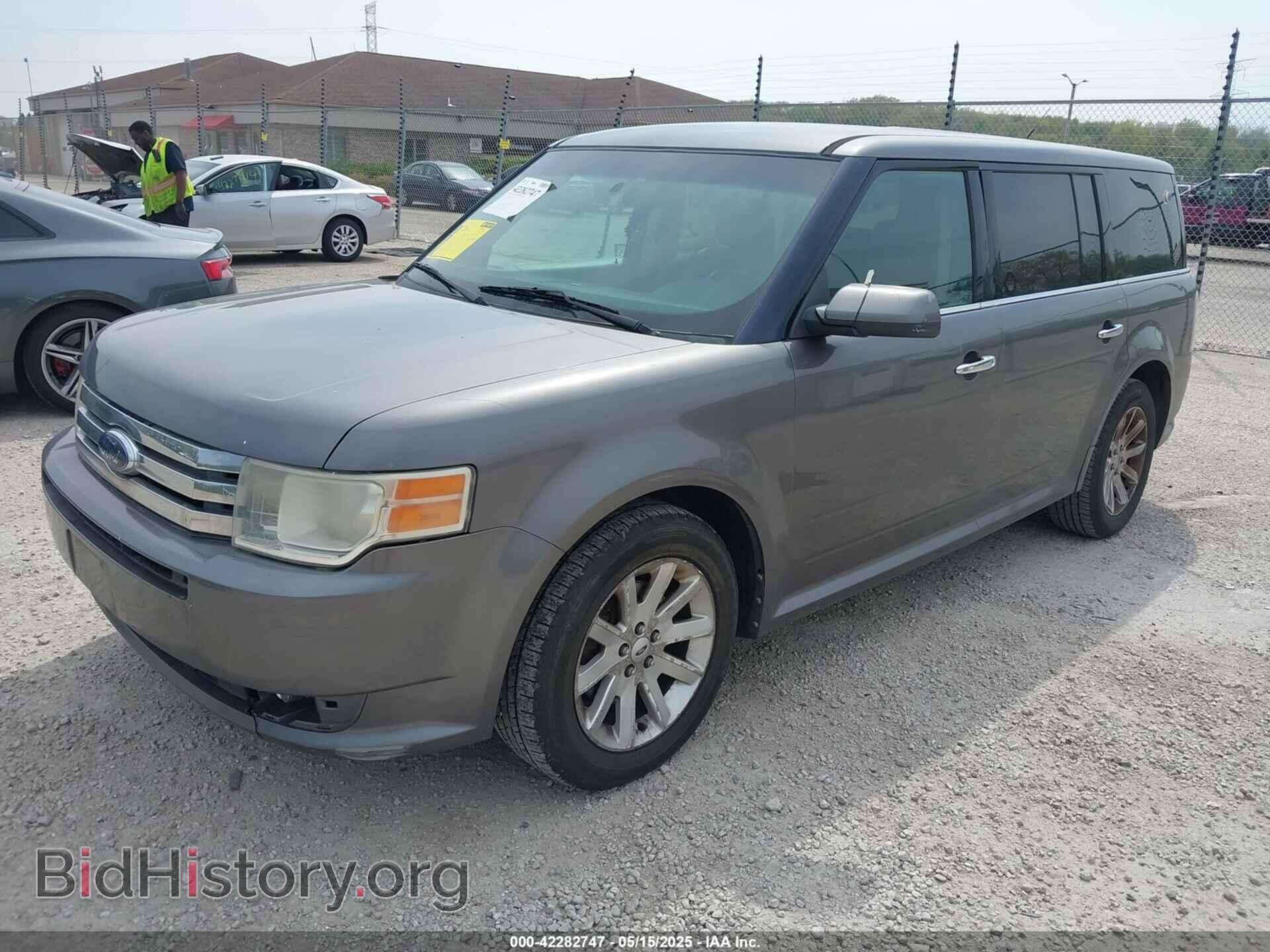 2010 FORD FLEX - VIN: 2FMGK5CC8ABA21072 - Фото 2