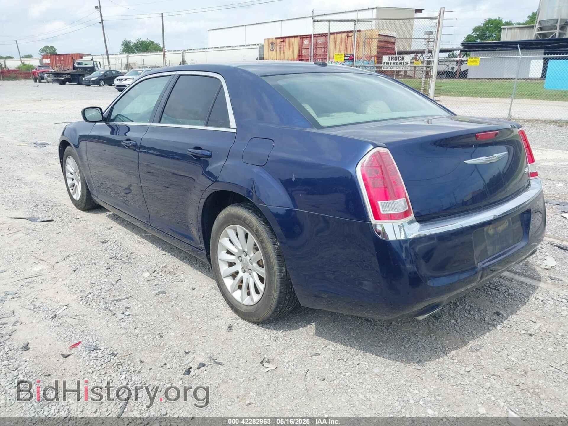 2014 CHRYSLER 300 - VIN: 2C3CCAAG5EH373645 - Фото 3