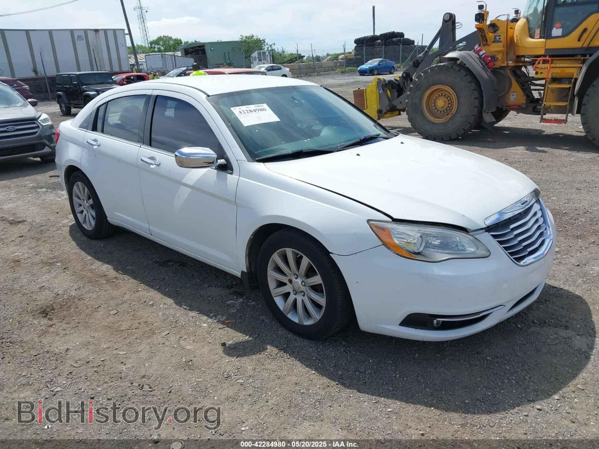 Photo 1C3CCBCG3DN514916 - CHRYSLER 200 2013