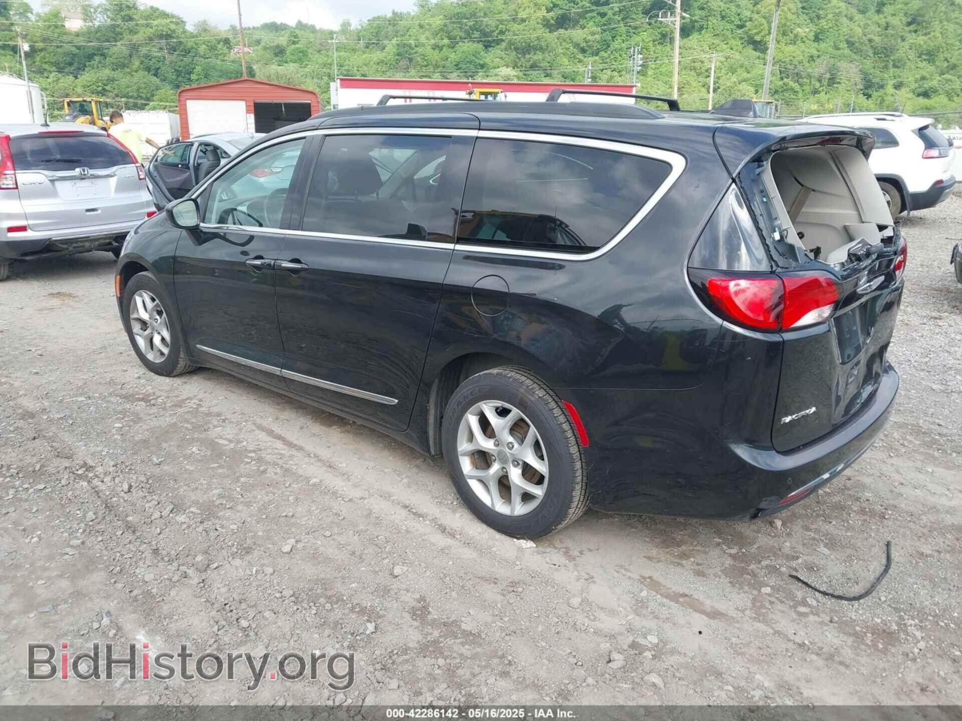 2017 CHRYSLER PACIFICA - VIN: 2C4RC1BG4HR534733 - Фото 3