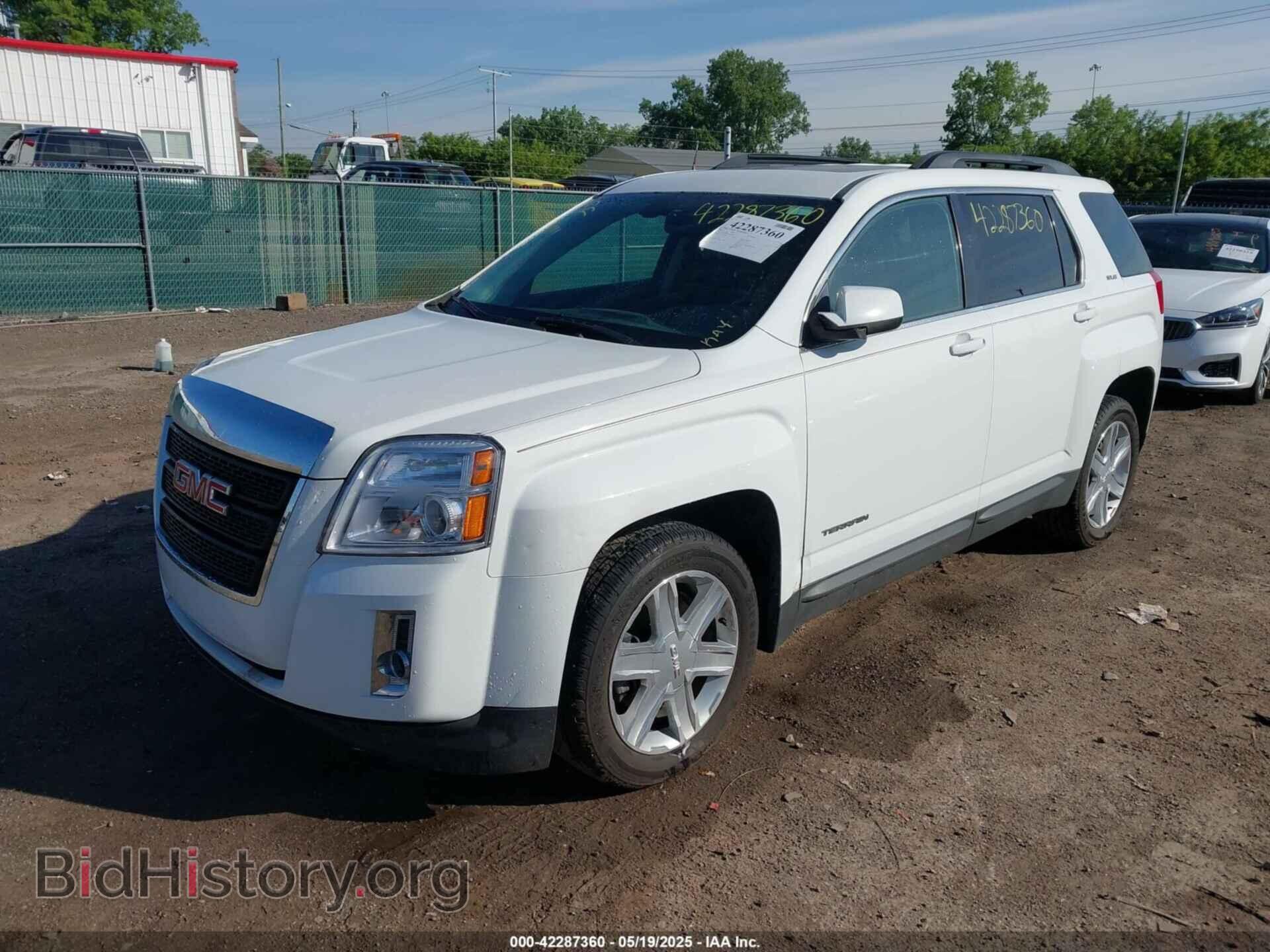 2011 GMC TERRAIN - VIN: 2CTALSEC5B6474065 - Photo 2