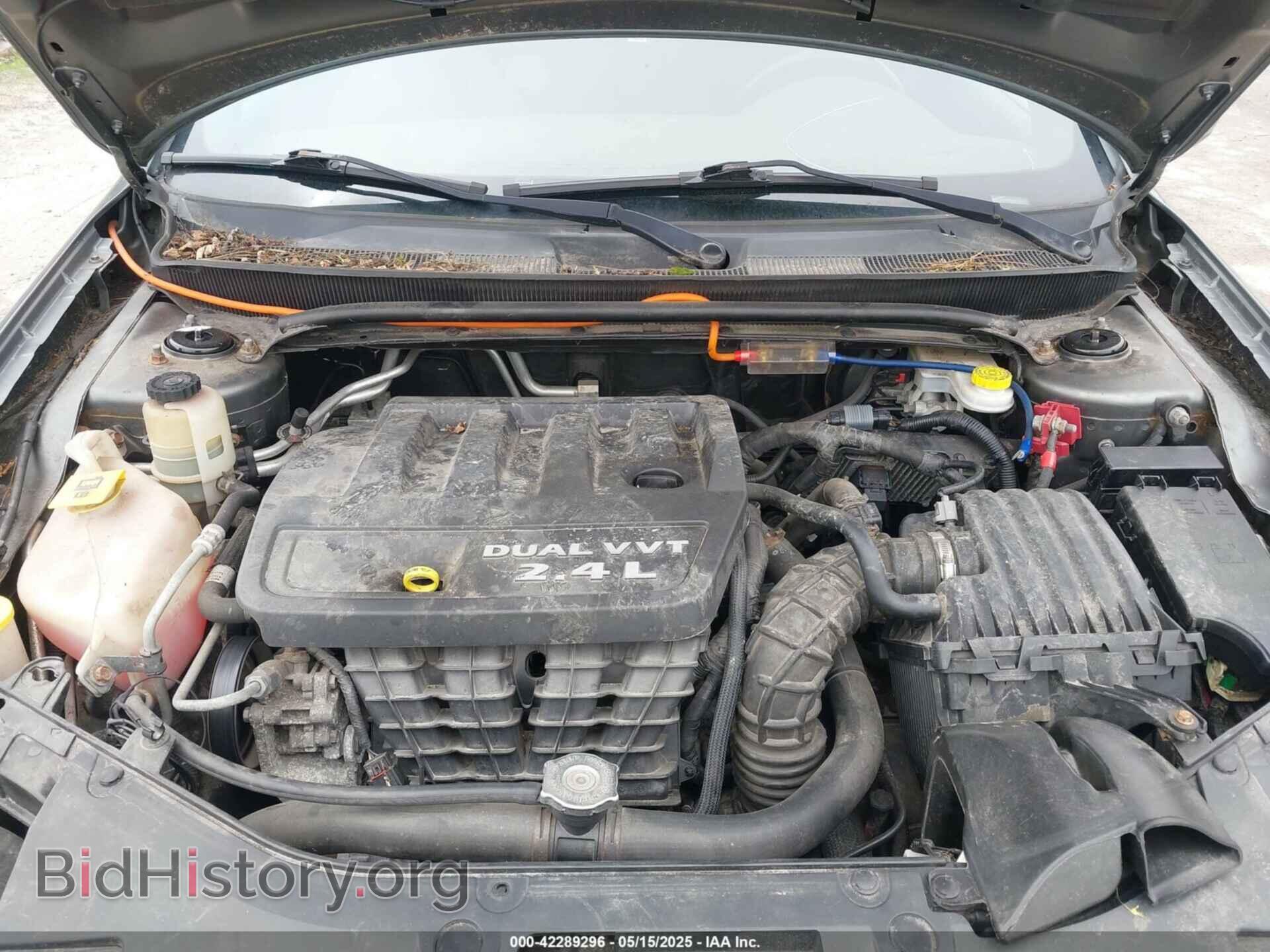 2012 CHRYSLER 200 - VIN: 1C3CCBBB7CN185058 - Фото 10