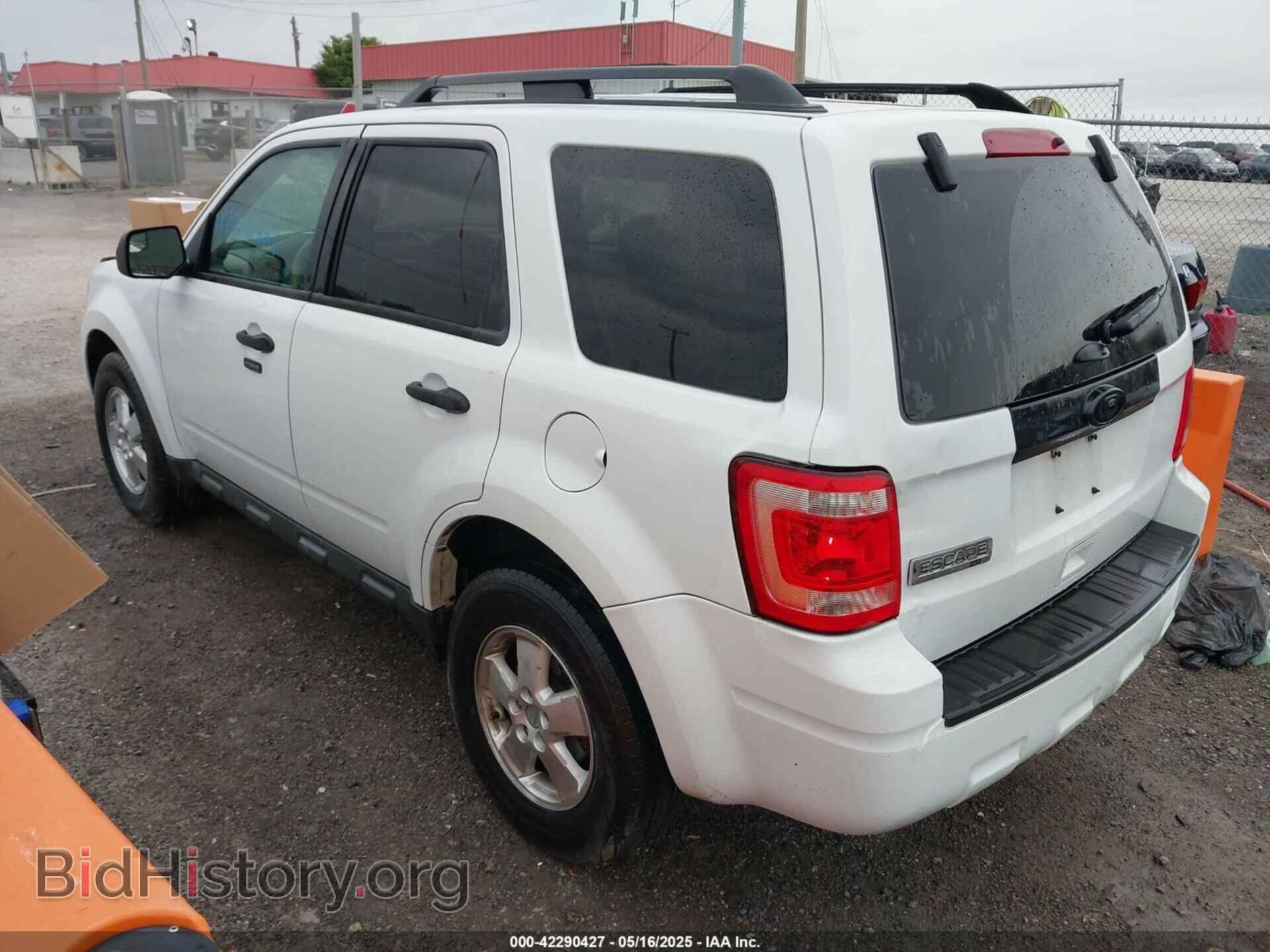 2011 FORD ESCAPE - VIN: 1FMCU9D71BKB98961 - Фото 3