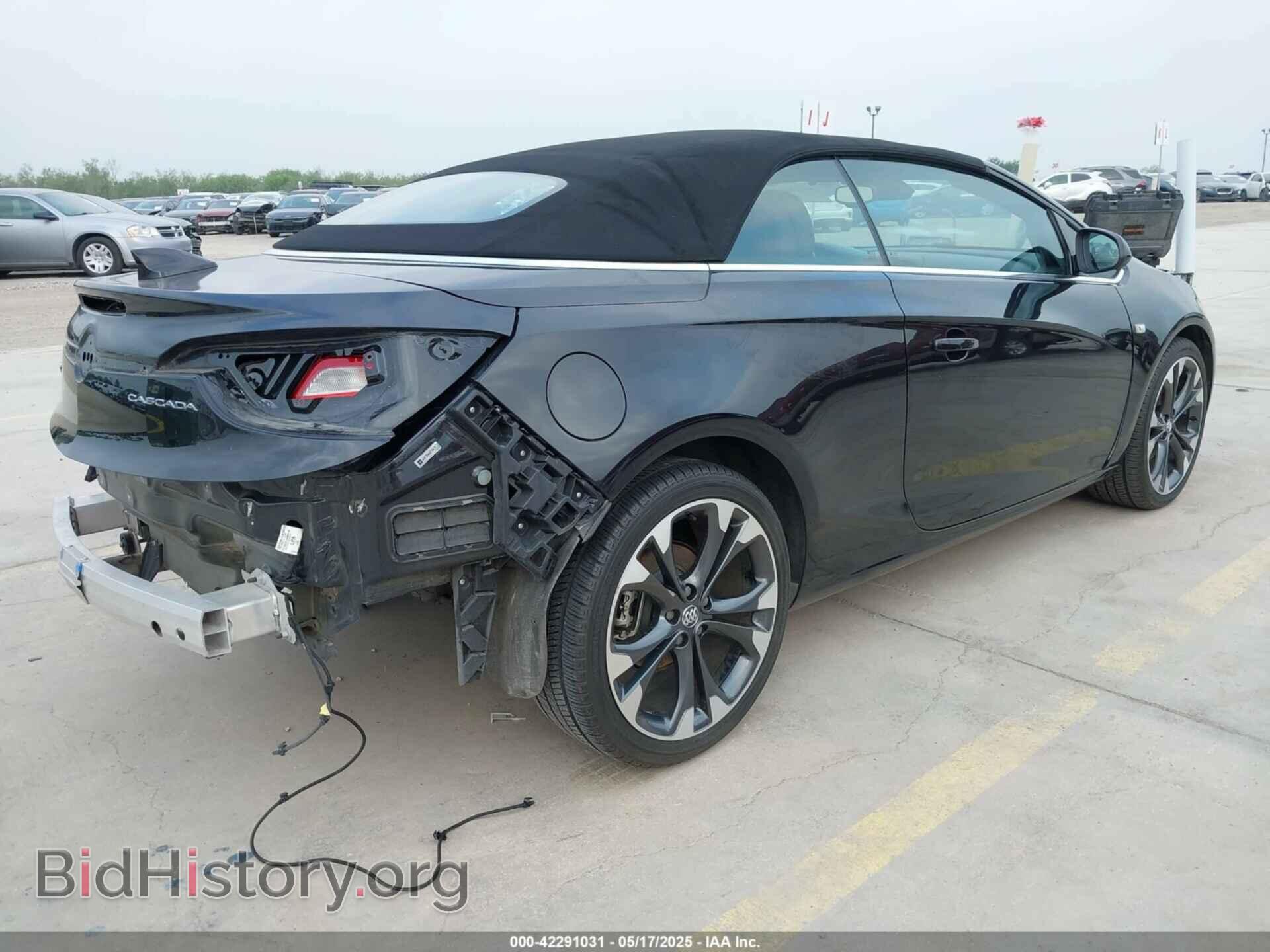 2016 BUICK CASCADA - VIN: W04WT3N58GG077945 - Photo 4