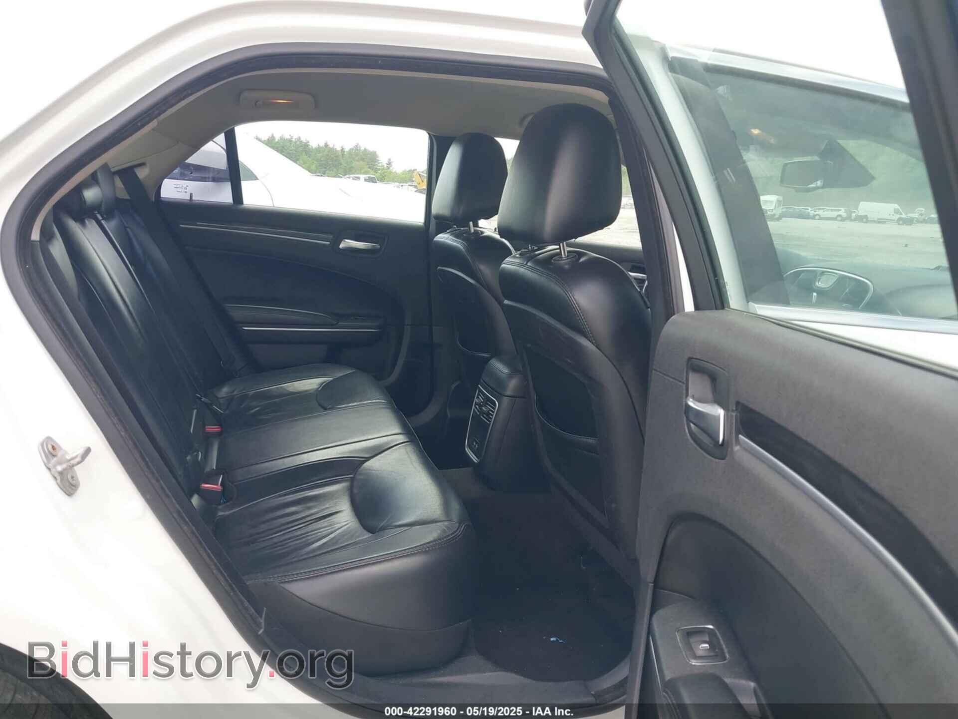 2017 CHRYSLER 300 - VIN: 2C3CCARG9HH530103 - Фото 8