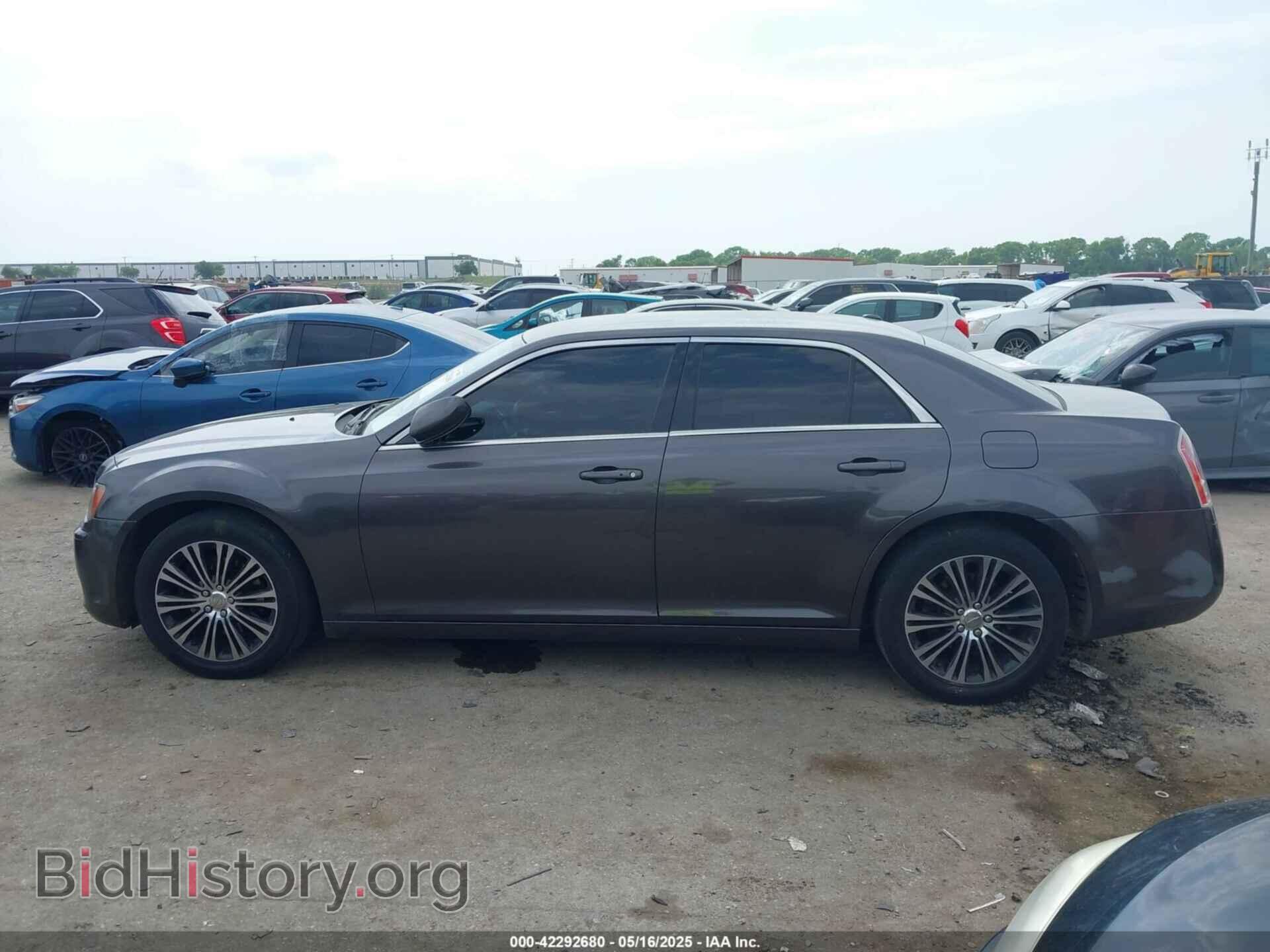 2014 CHRYSLER 300 - VIN: 2C3CCAGG5EH201509 - Фото 14