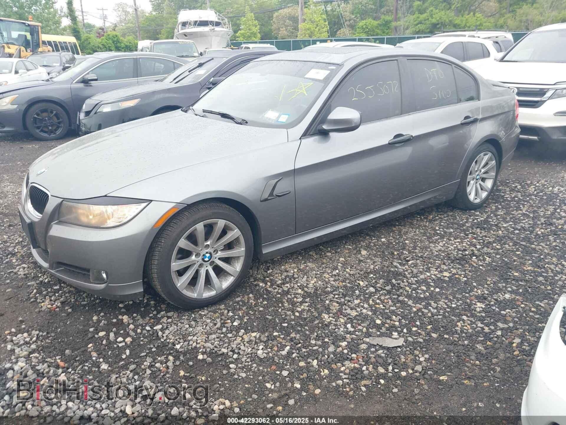 2011 BMW 328I - VIN: WBAPH7G58BNN04171 - Фото 2