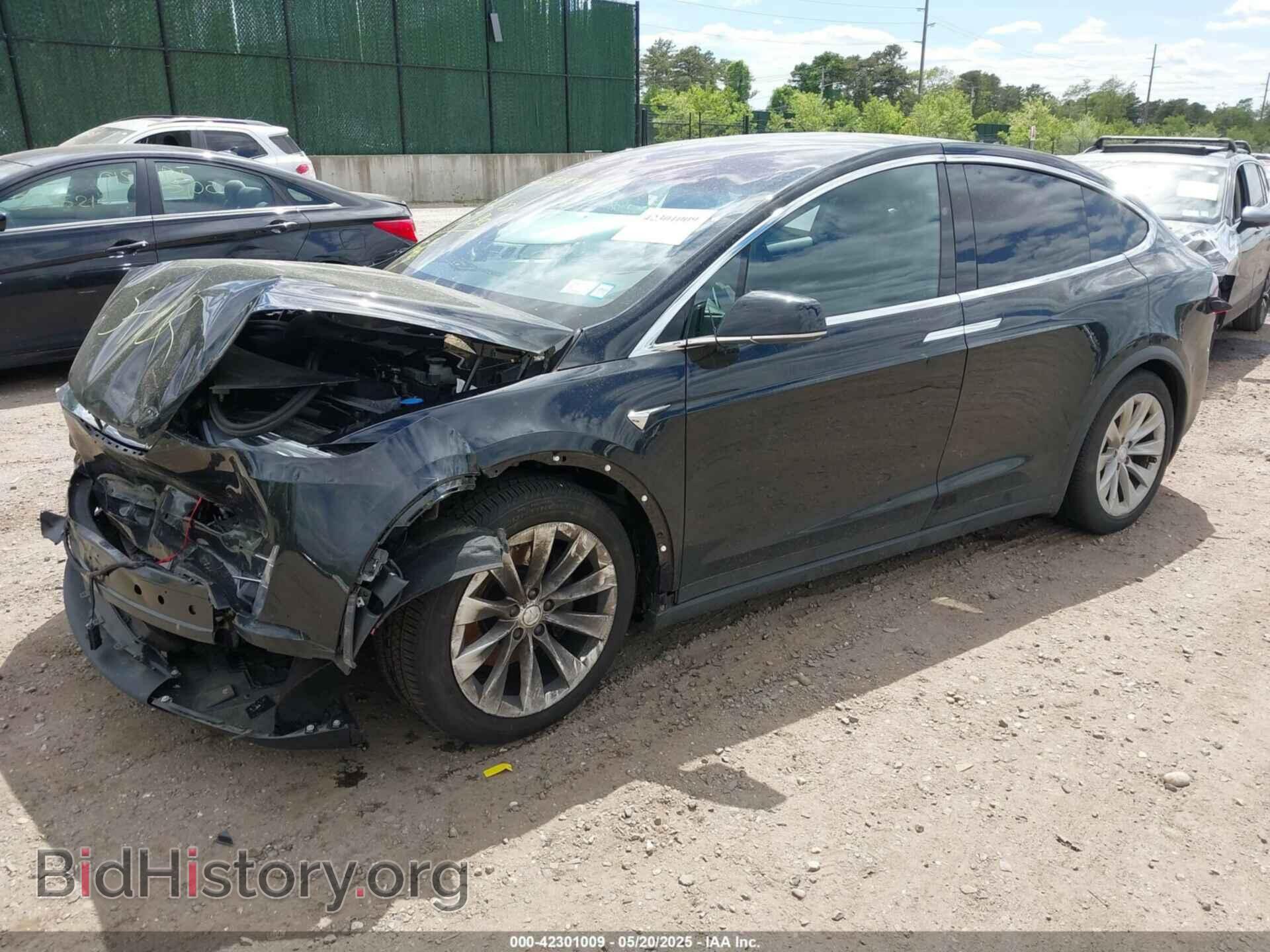 2017 TESLA MODEL X - VIN: 5YJXCAE2XHF048494 - Фото 2