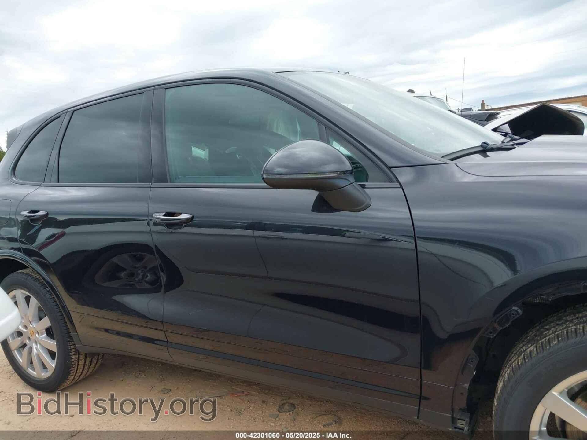 2017 PORSCHE CAYENNE - VIN: WP1AA2A20HKA89404 - Фото 14