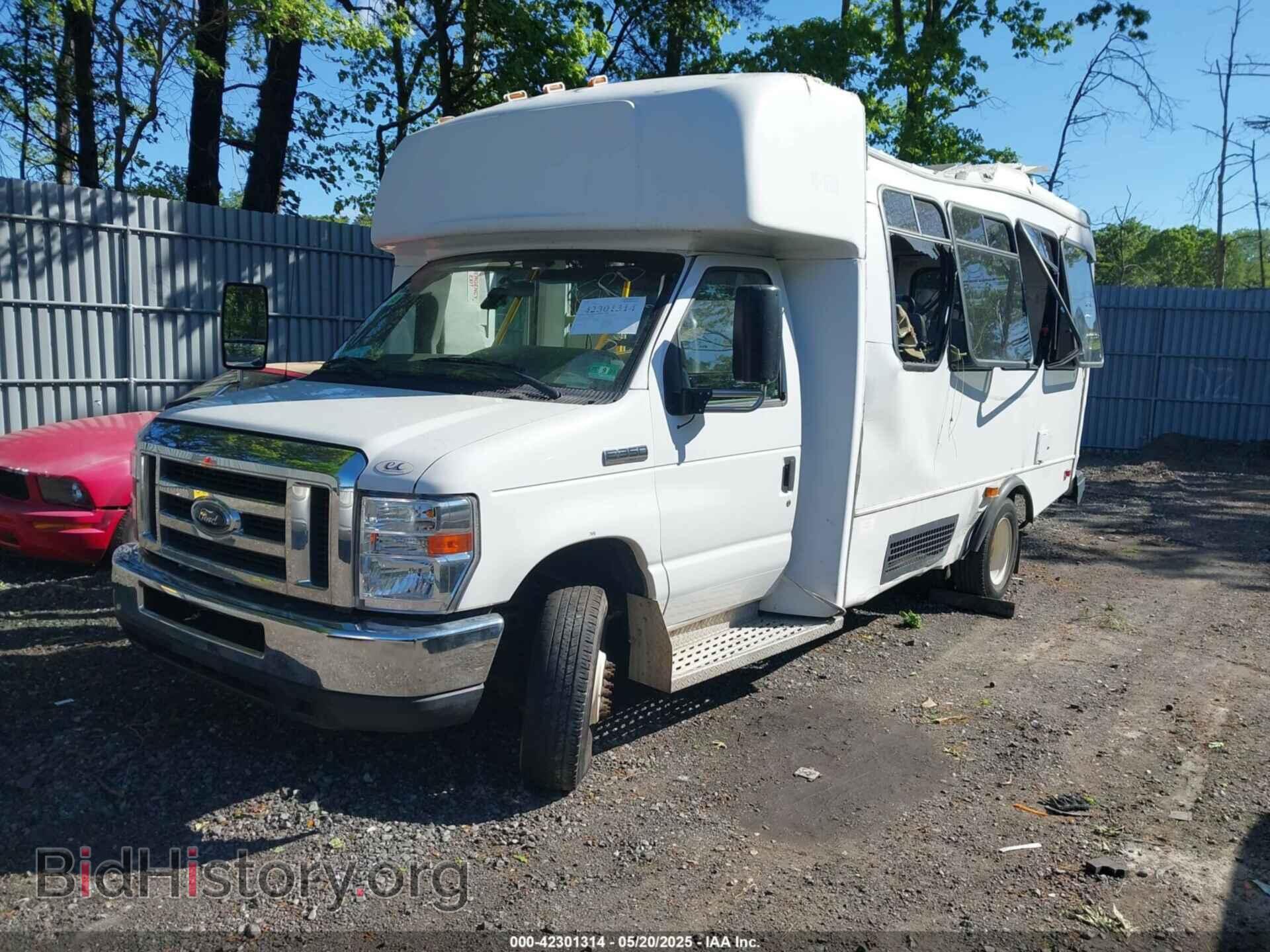 2017 FORD ECONOLINE - VIN: 1FDEE3FS0HDC57225 - Photo 2