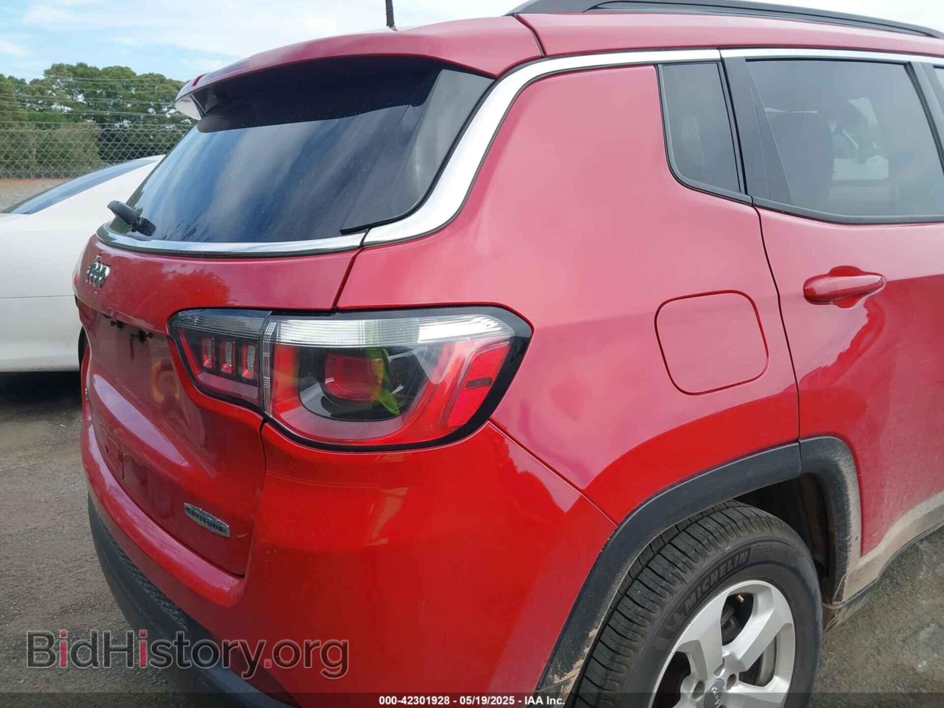 2018 JEEP COMPASS - VIN: 3C4NJDBB9JT160925 - Фото 4